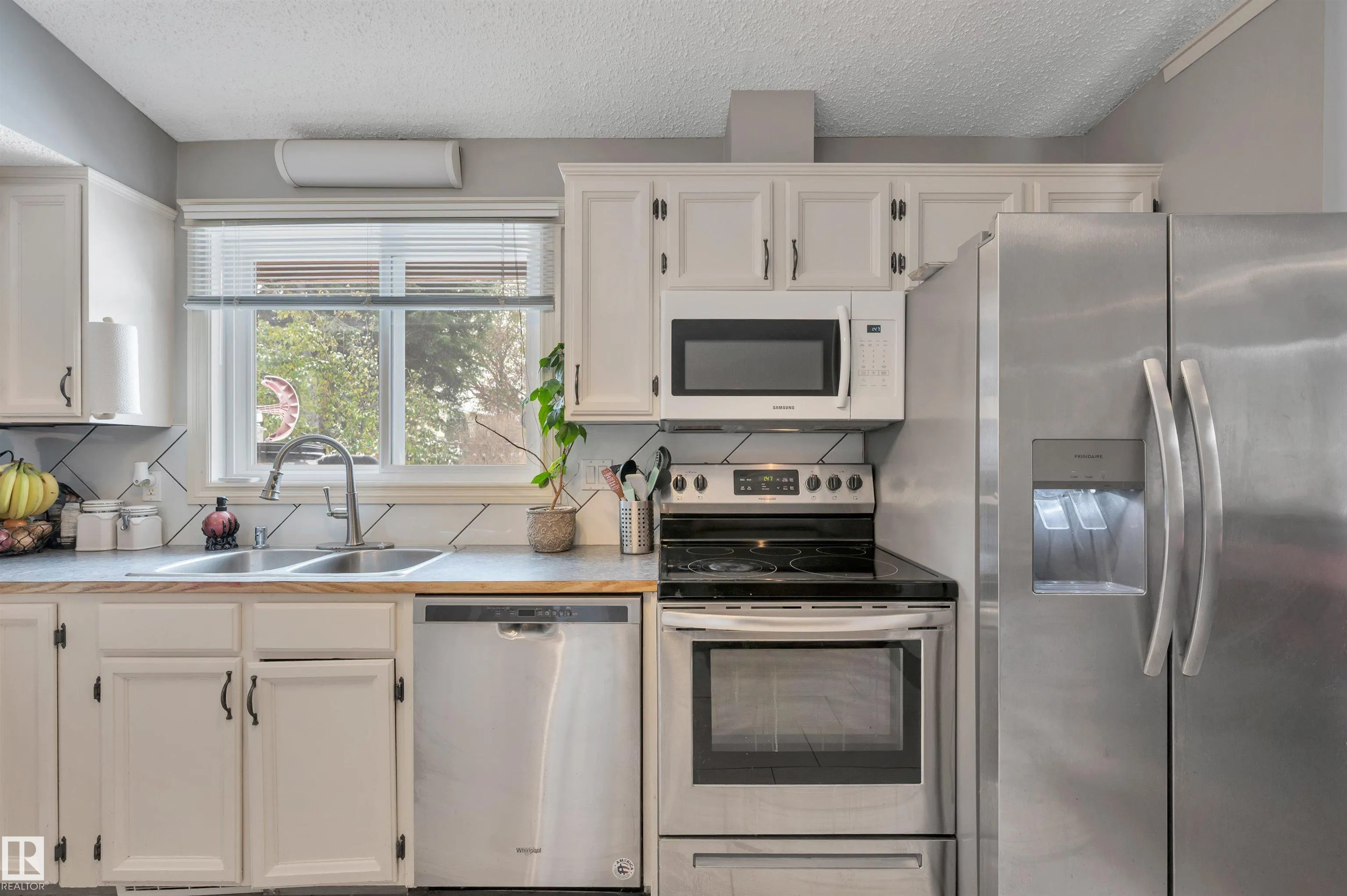 7 ANITA Crescent