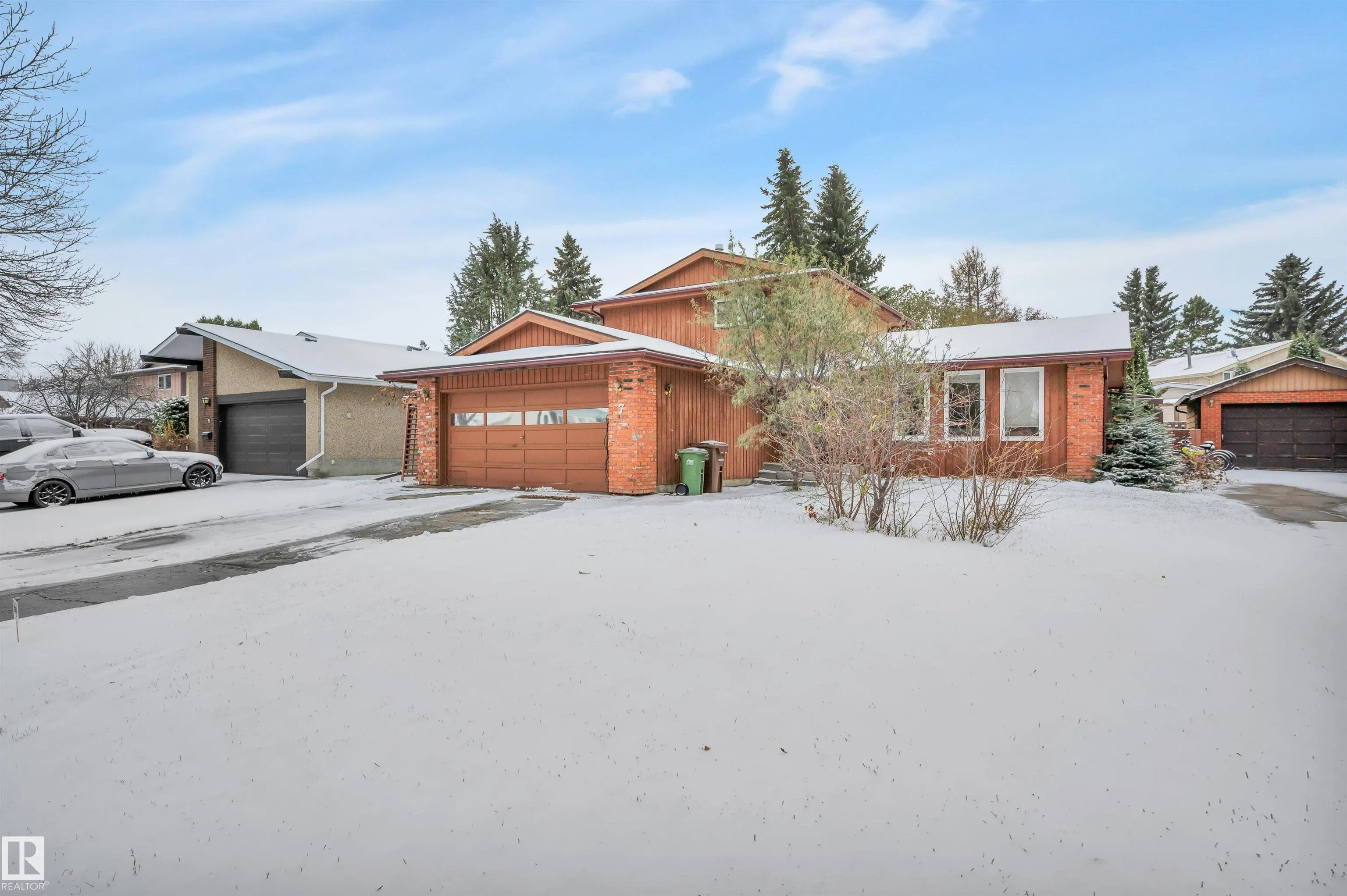7 ANITA Crescent
