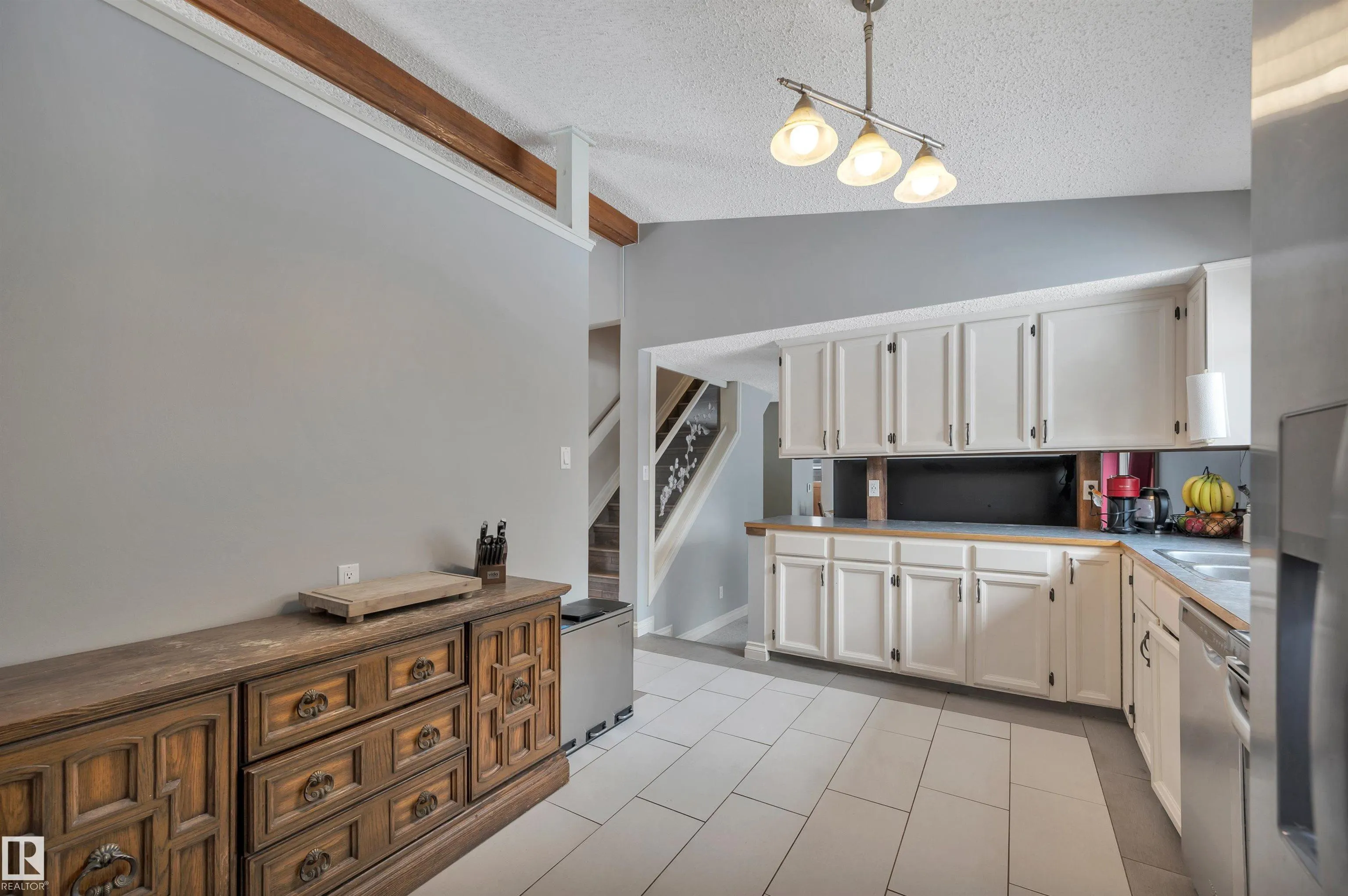 7 ANITA Crescent