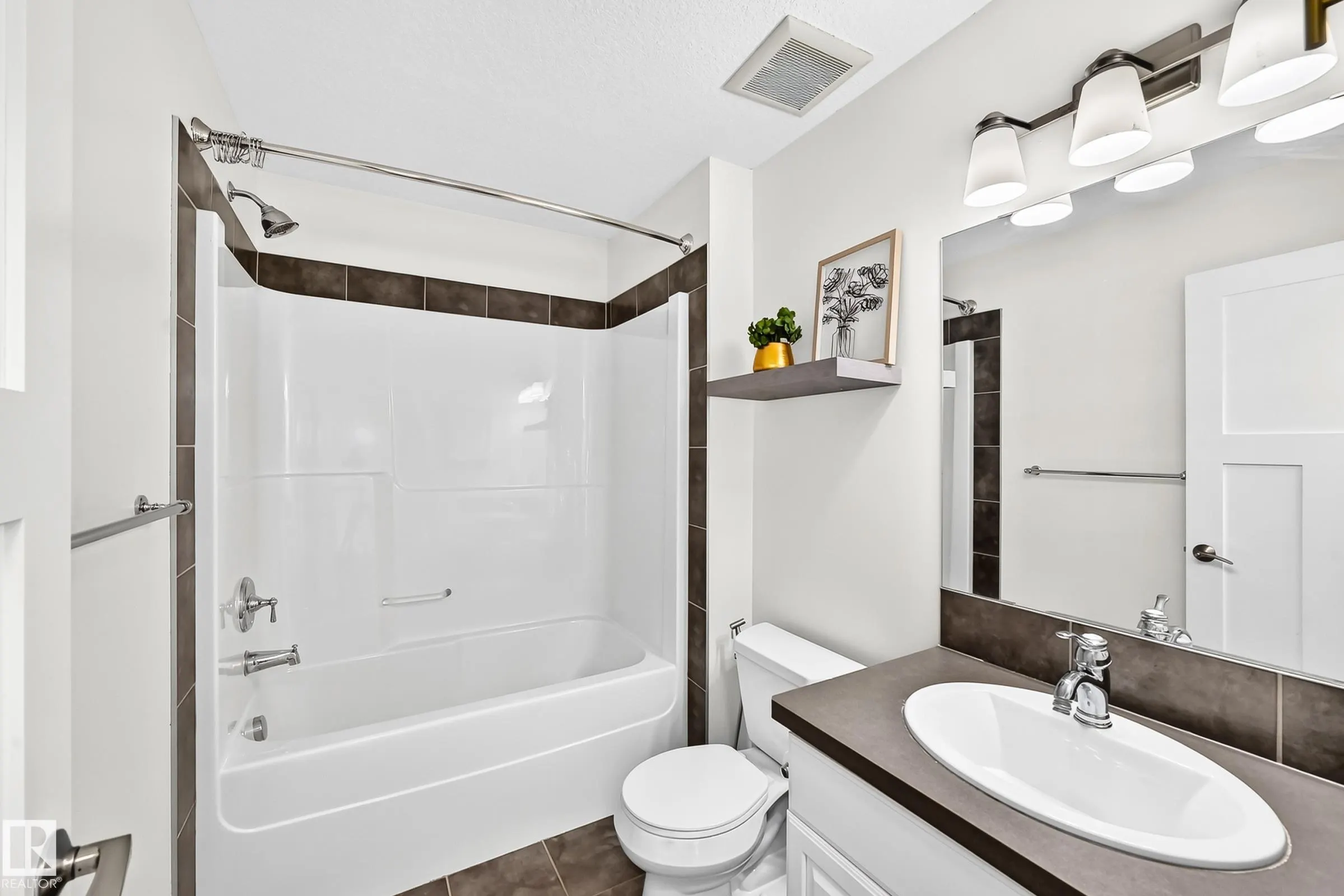 244 SHEPPARD Circle