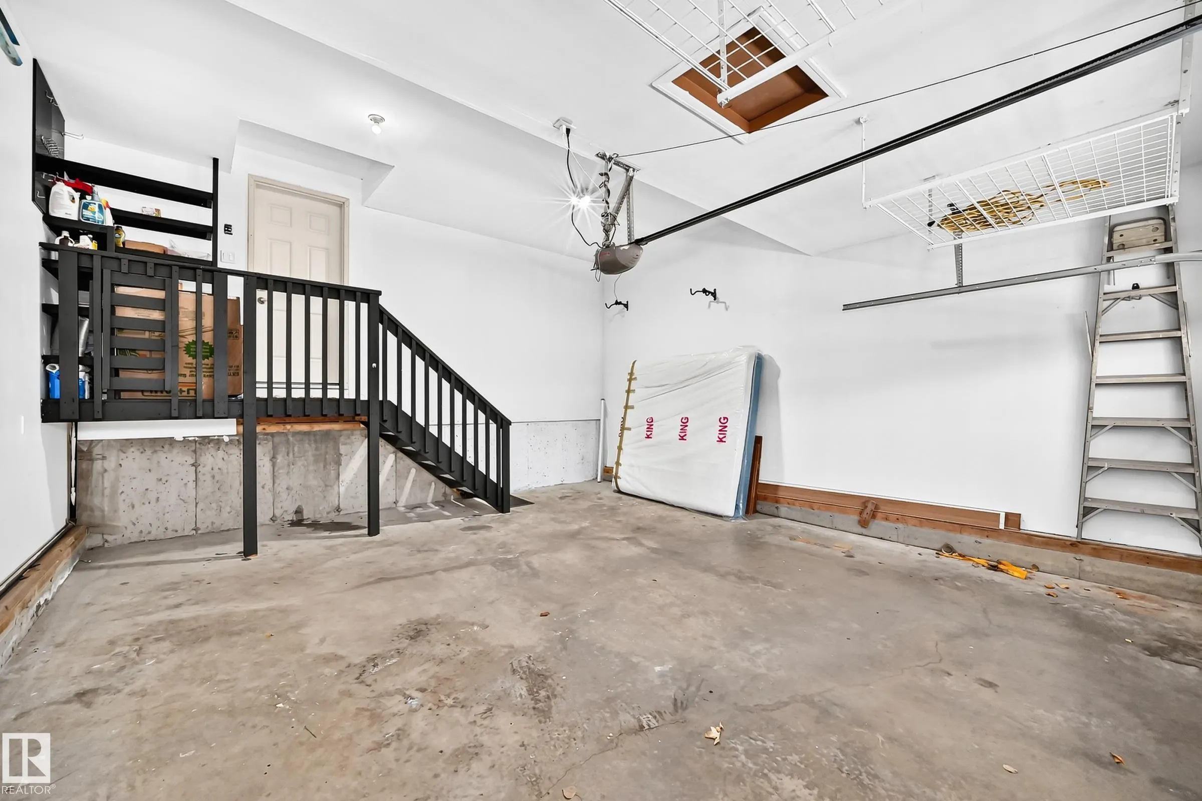 244 SHEPPARD Circle