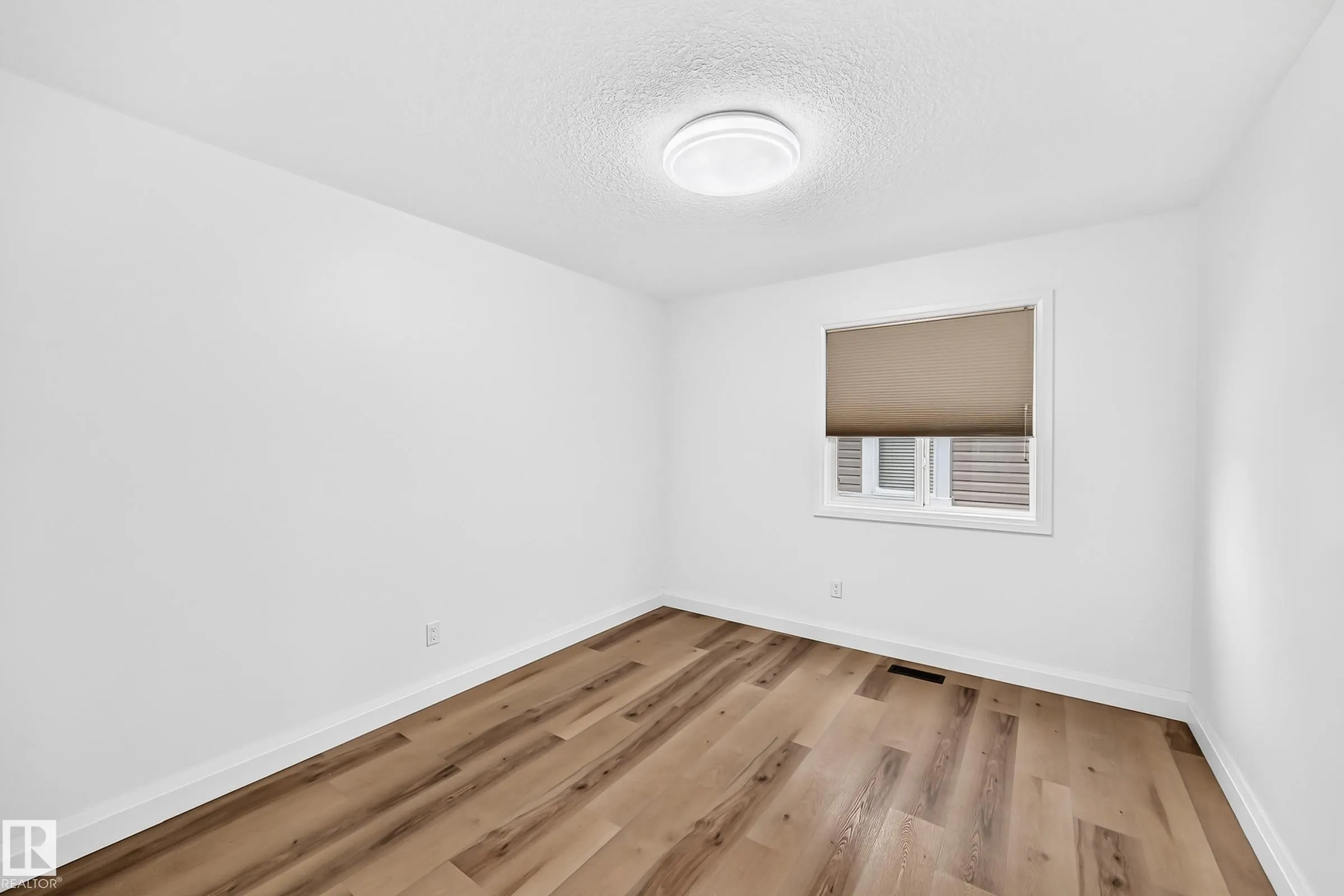 244 SHEPPARD Circle