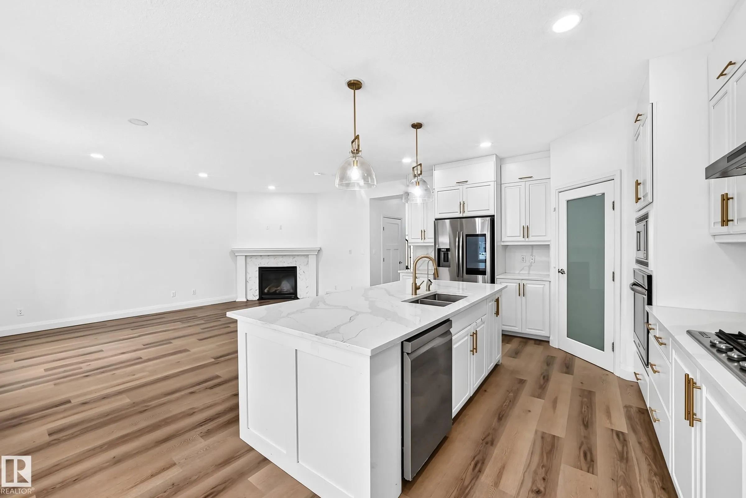 244 SHEPPARD Circle