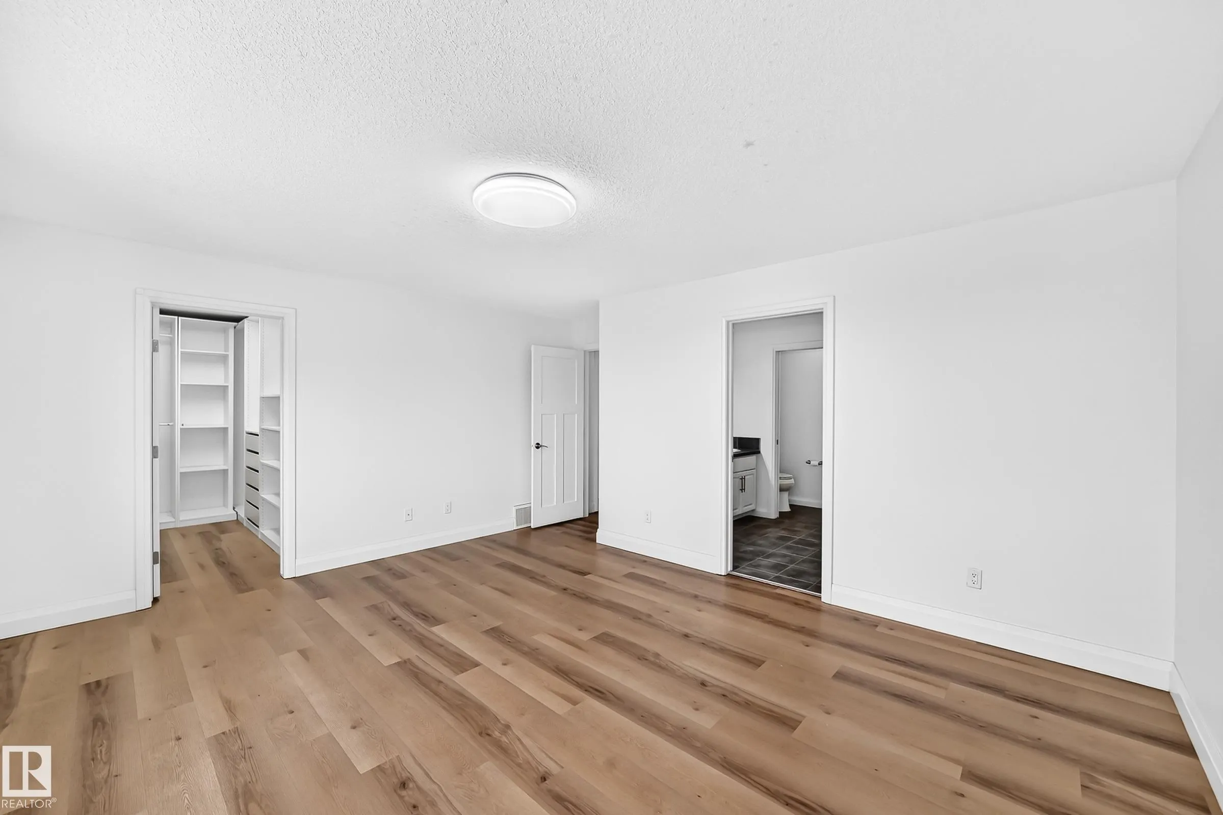 244 SHEPPARD Circle