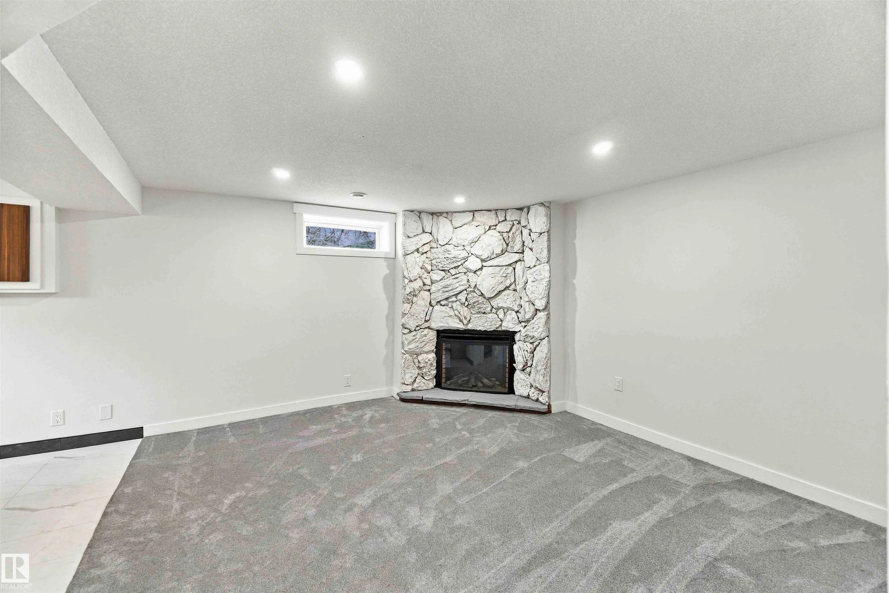 15012 59A Street