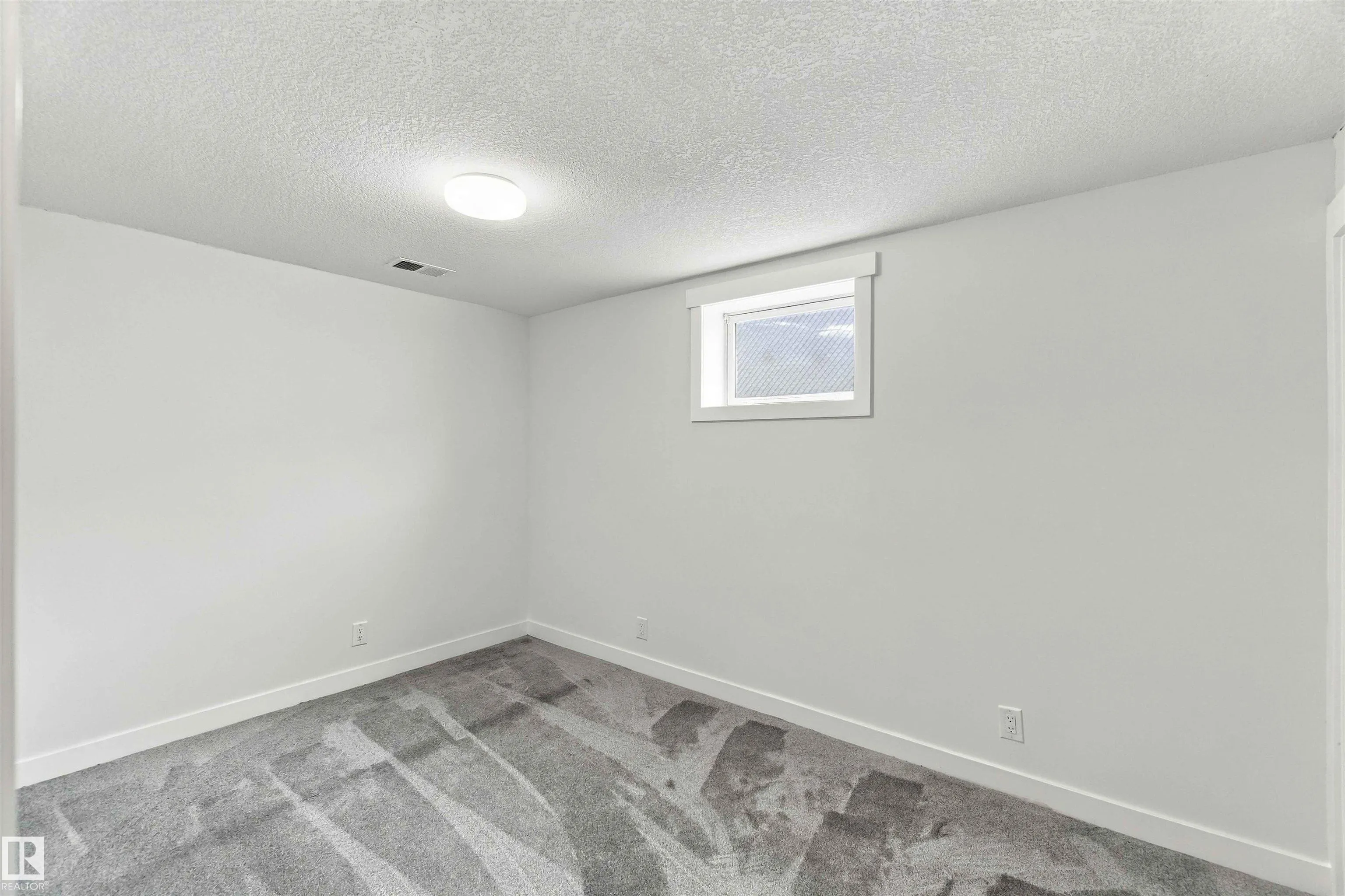 15012 59A Street