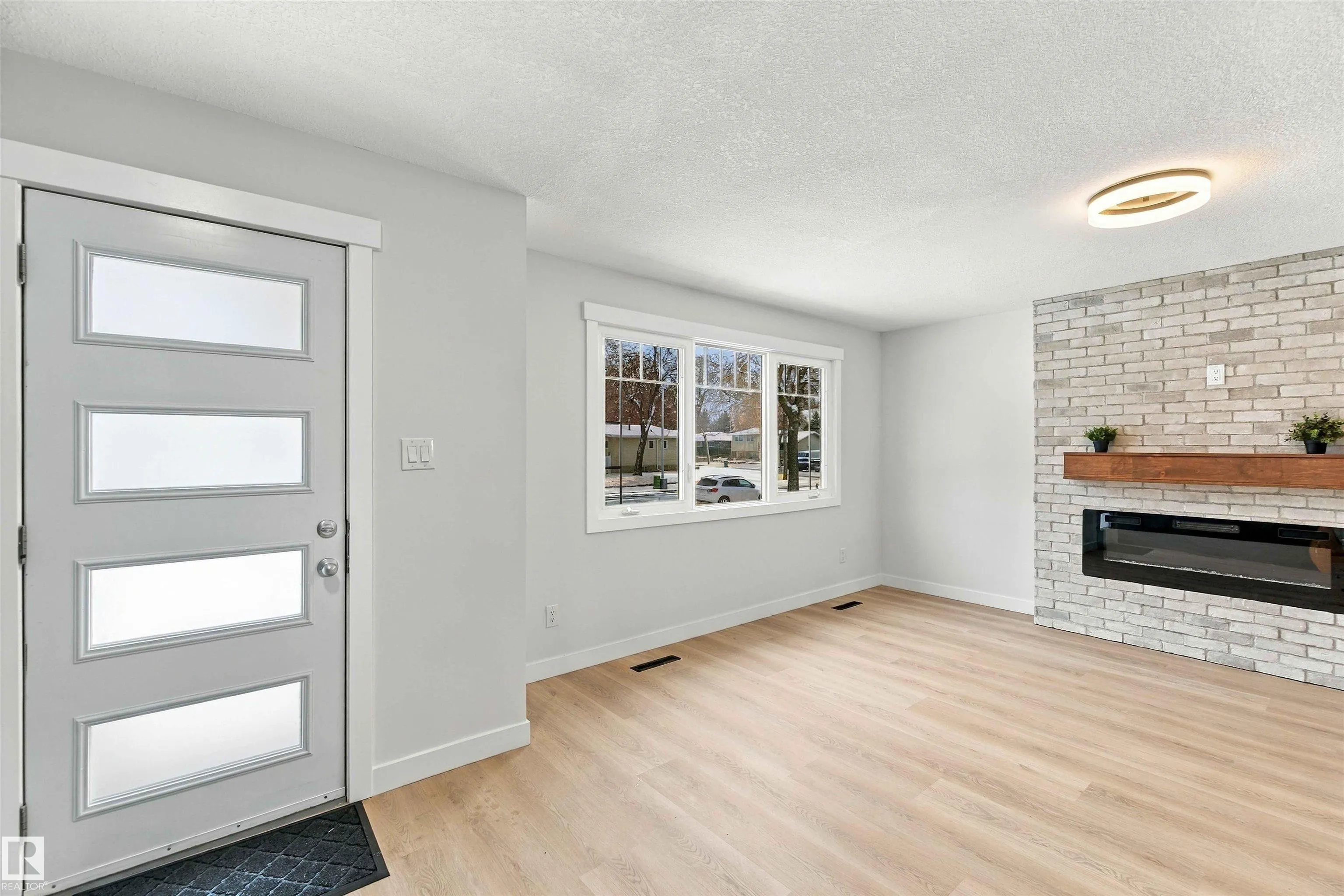 15012 59A Street