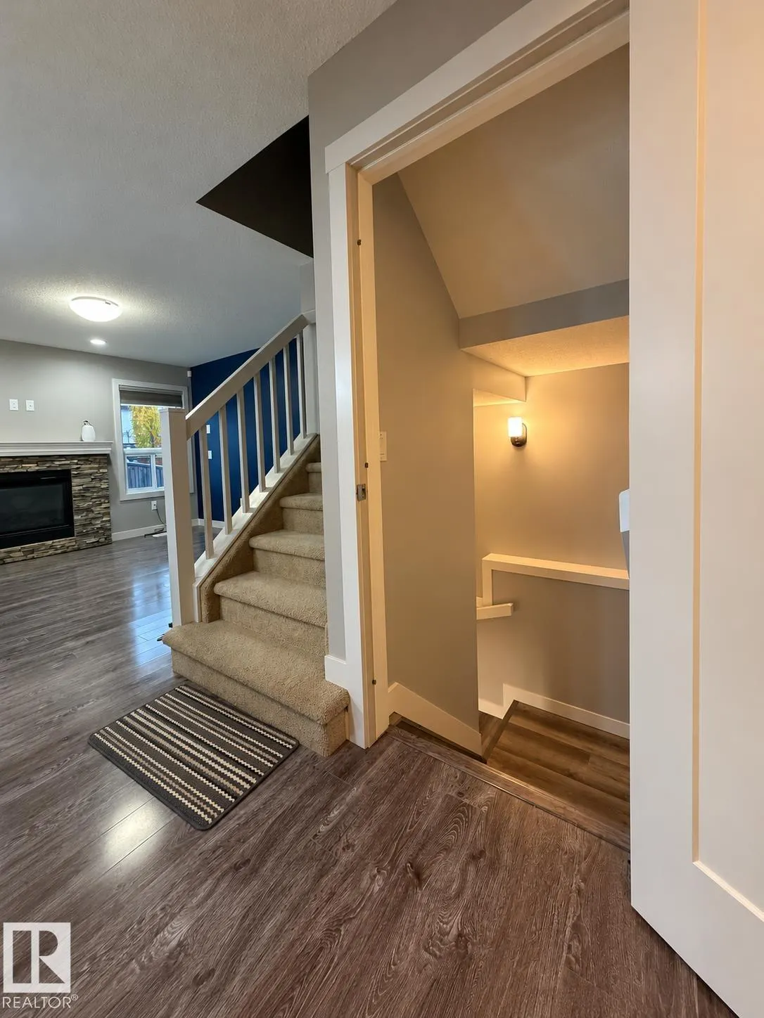 153 SUMMERSTONE Lane