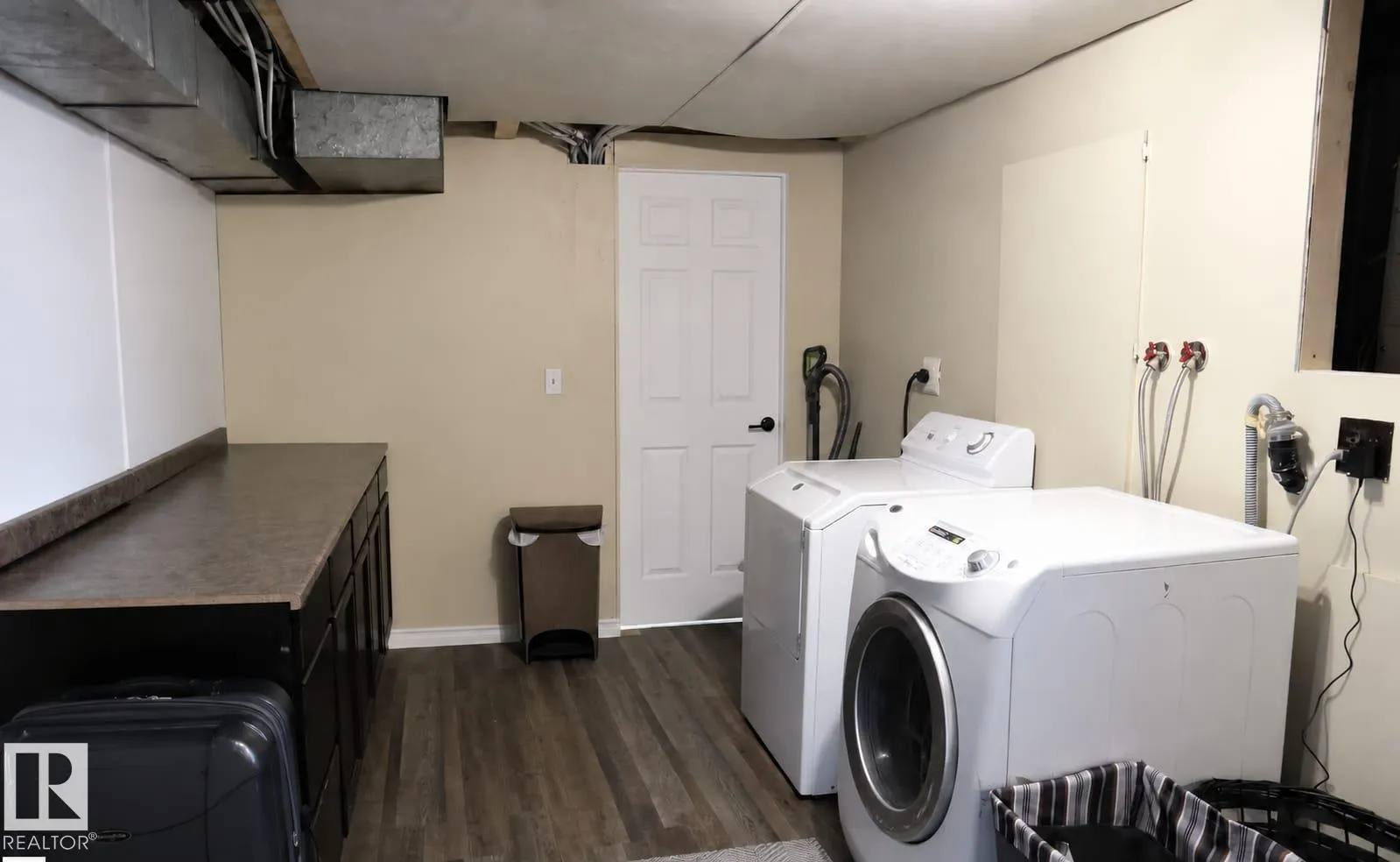 40038 TWP ROAD 470