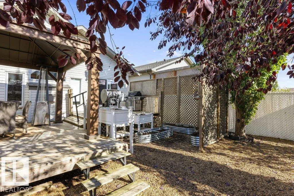 9842 86 Street
