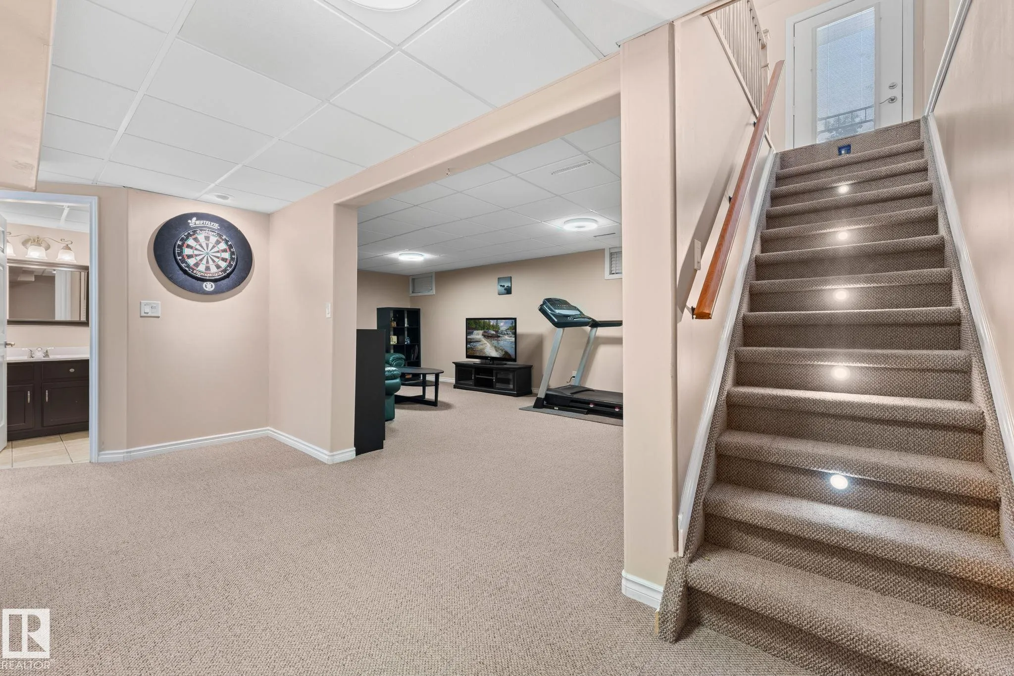 3 CYPRESS Avenue