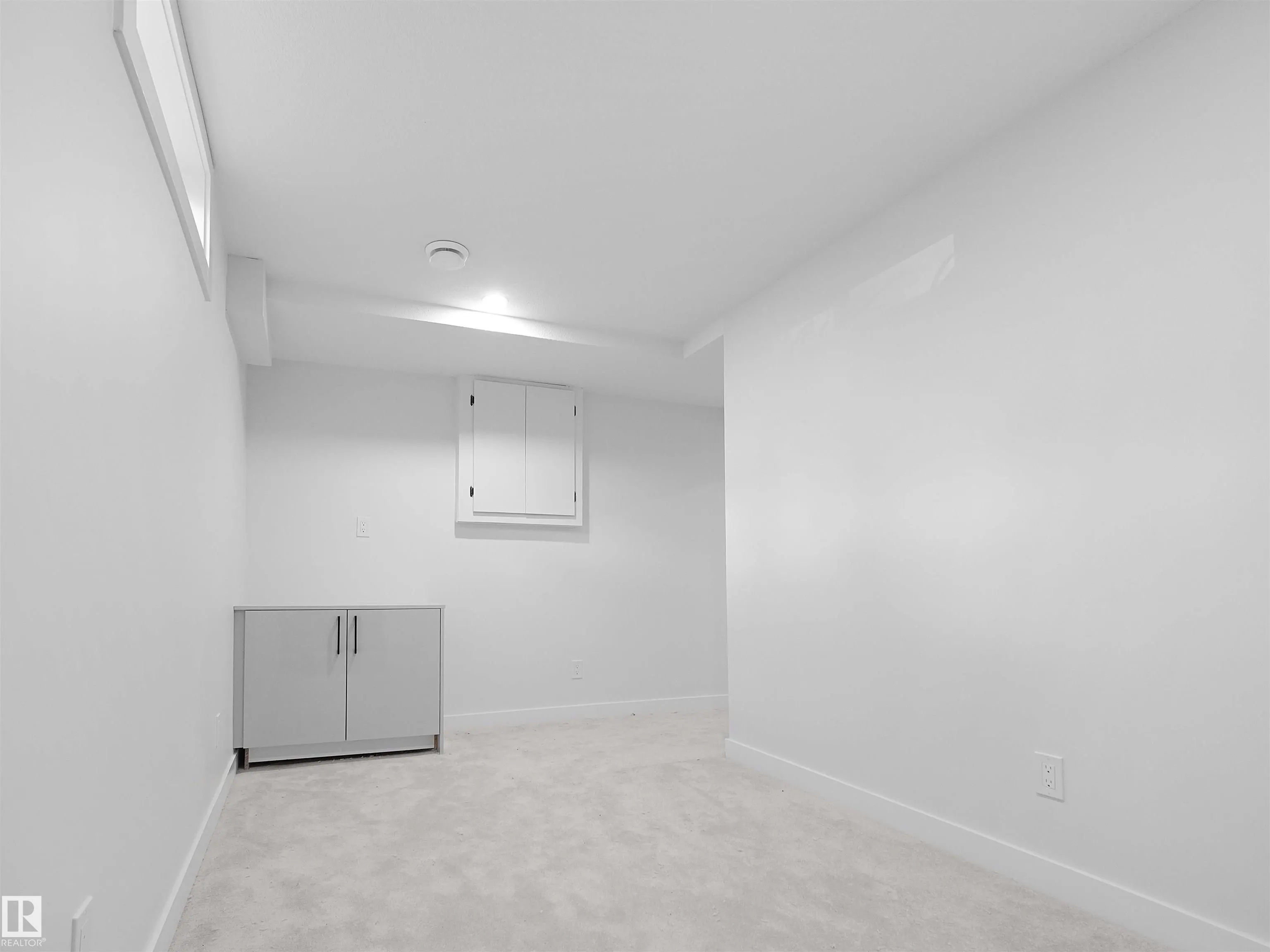 126 Woodstock