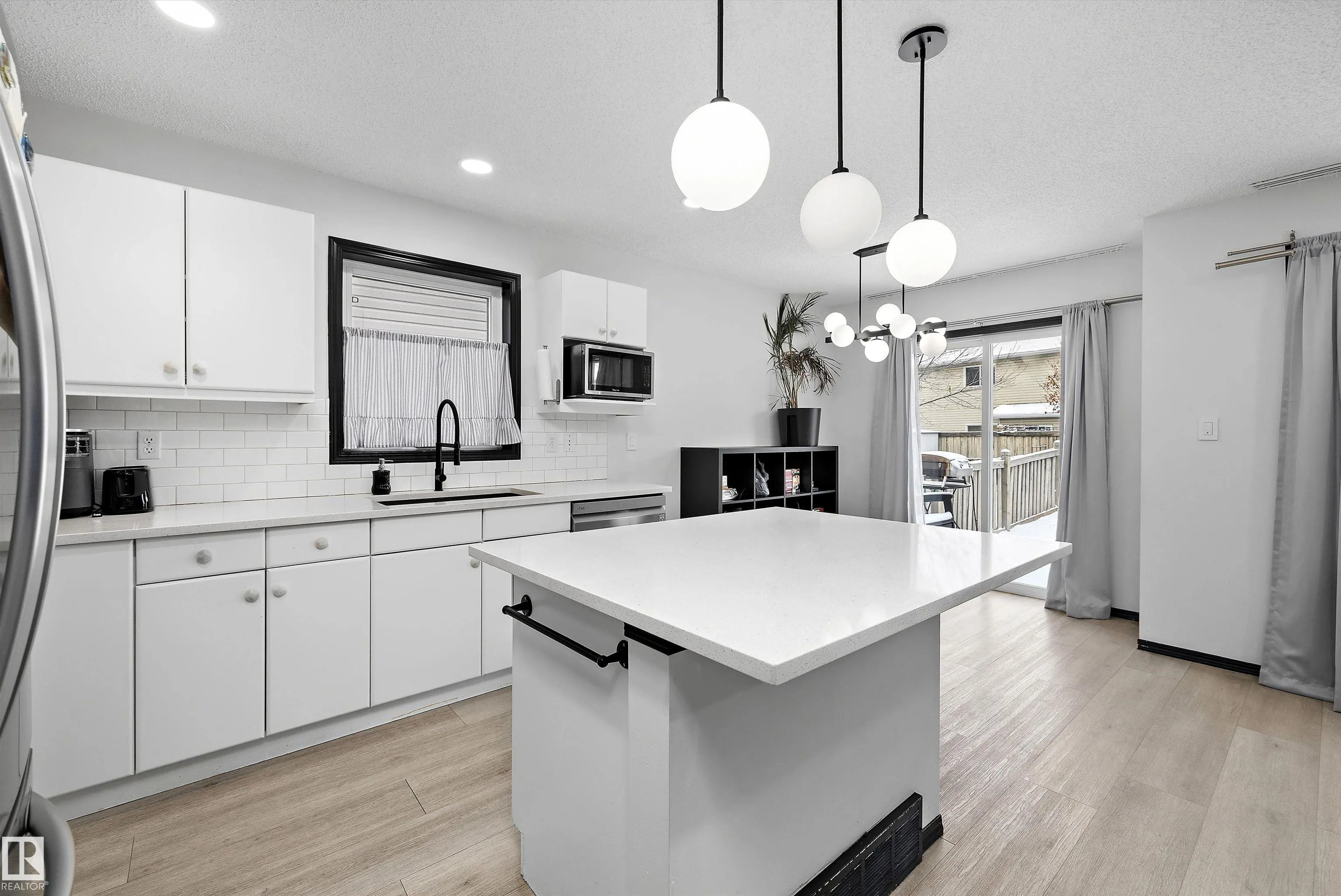 3440 MCKAY Lane