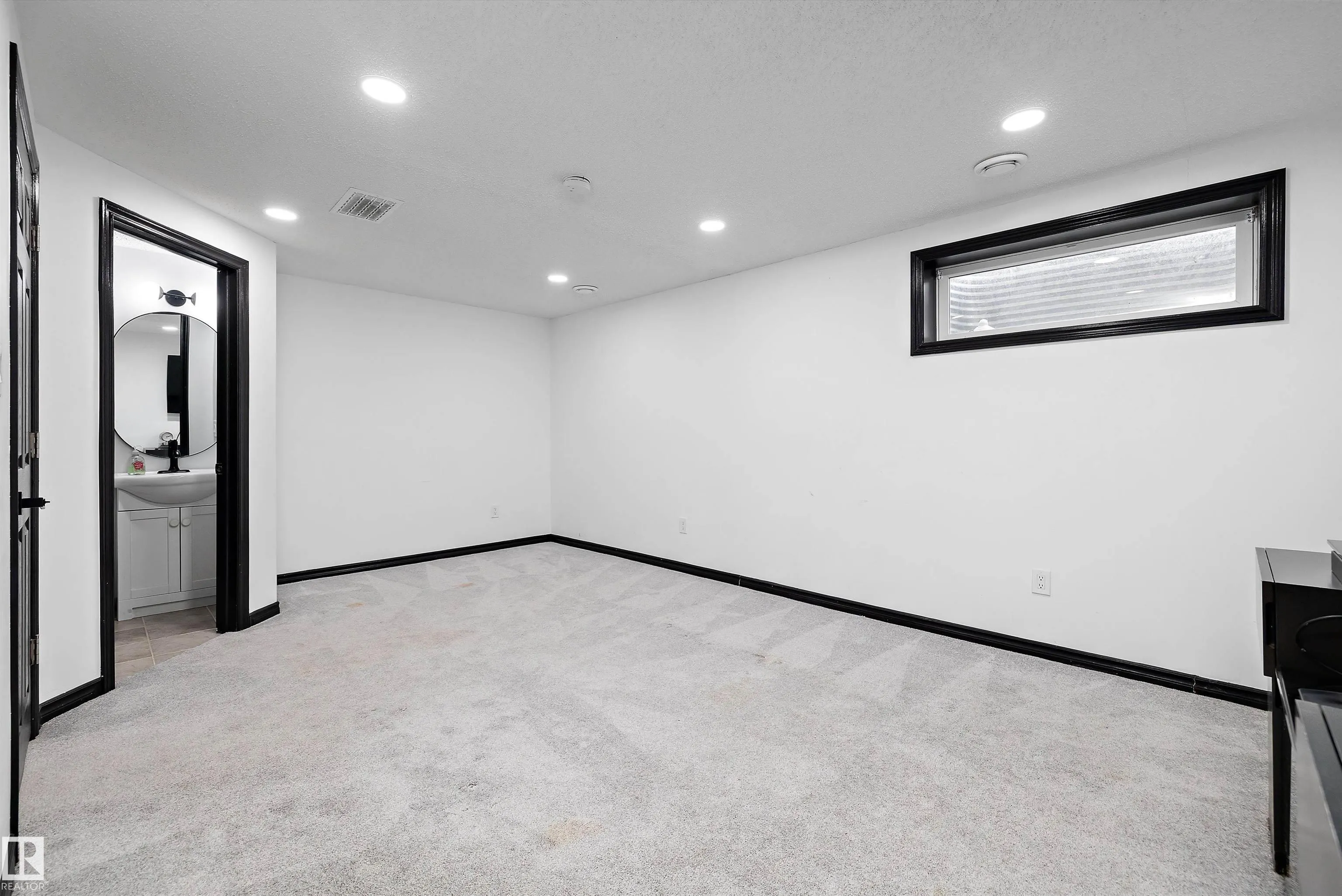 3440 MCKAY Lane