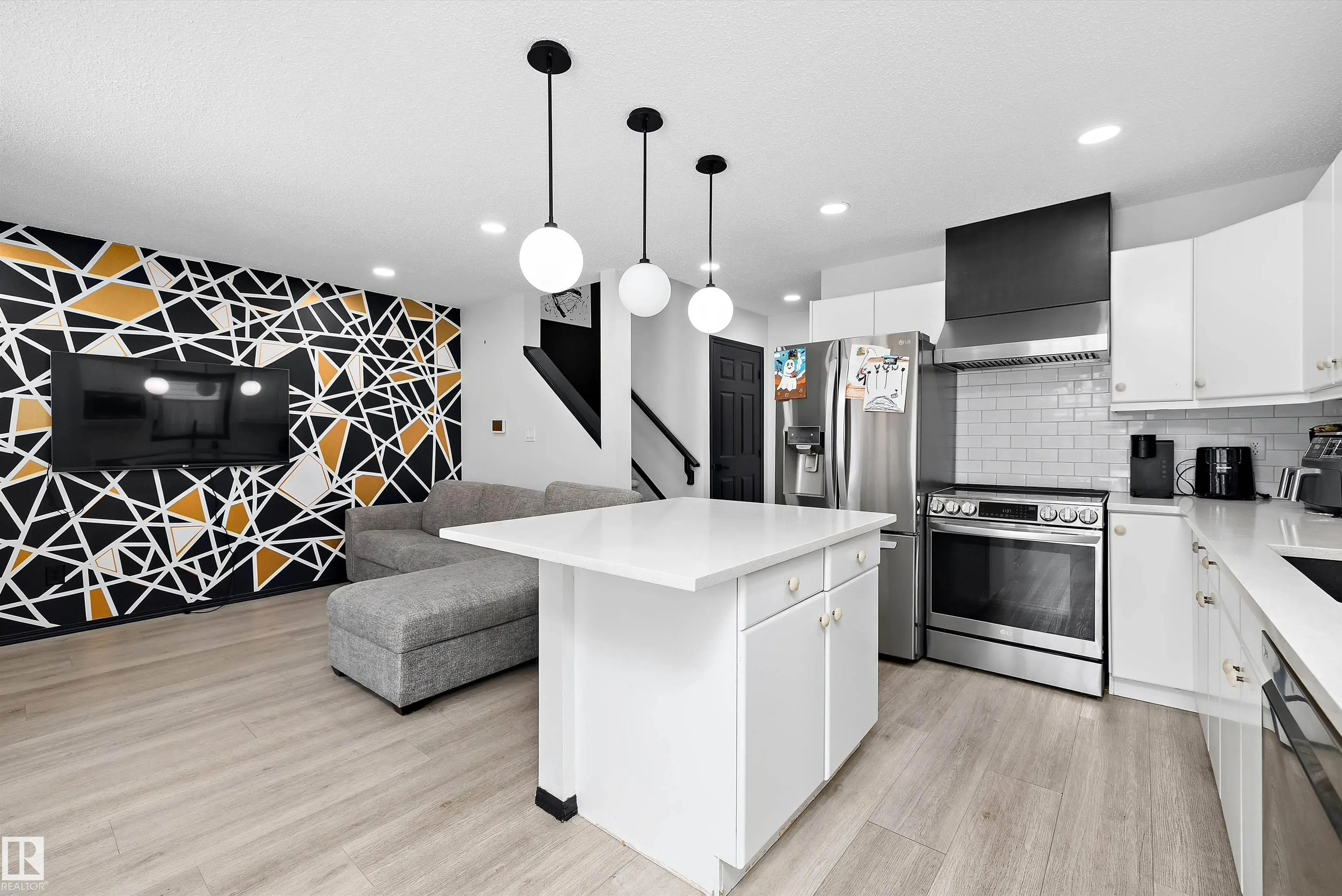 3440 MCKAY Lane