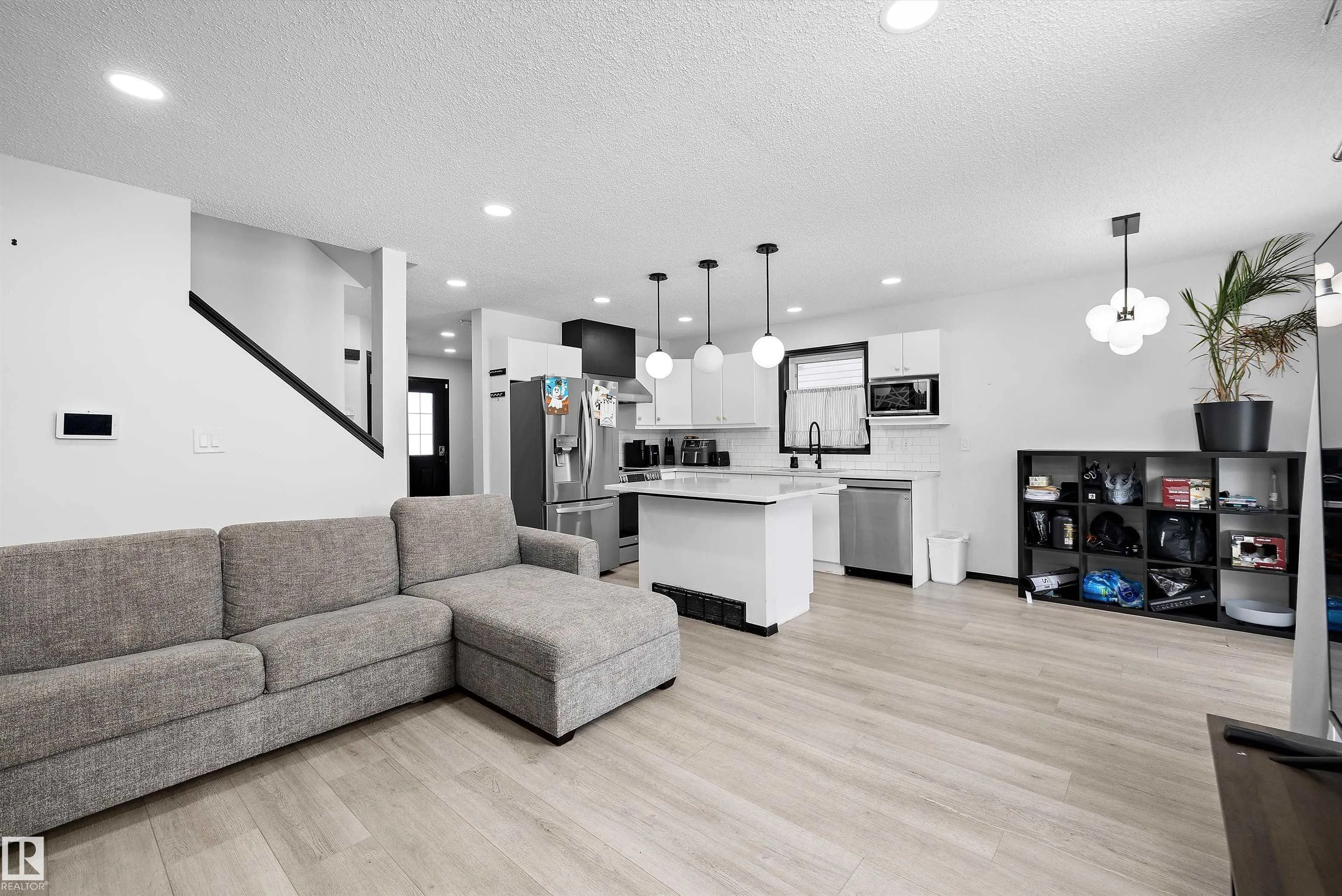 3440 MCKAY Lane