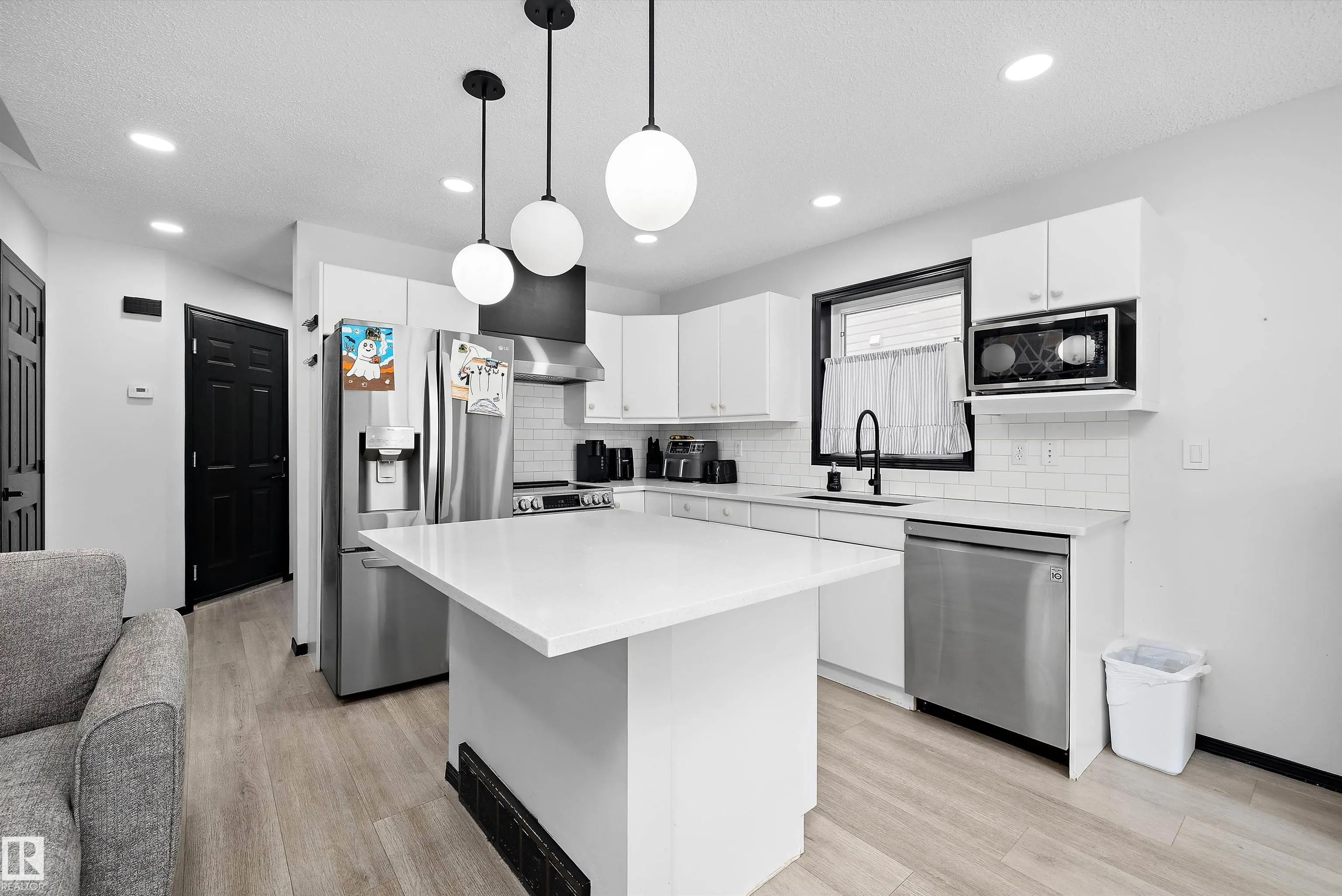 3440 MCKAY Lane