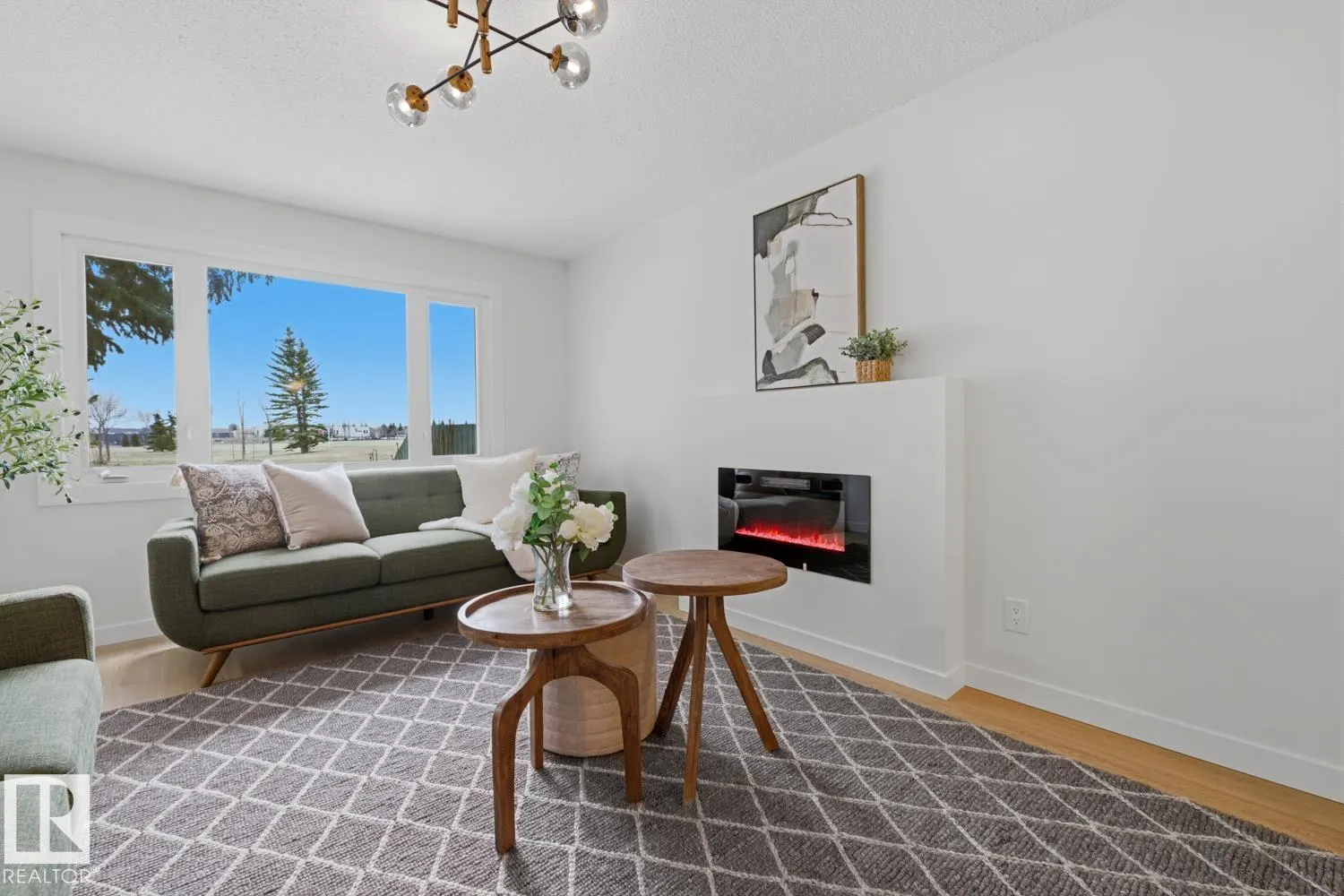 7D CALLINGWOOD Court
