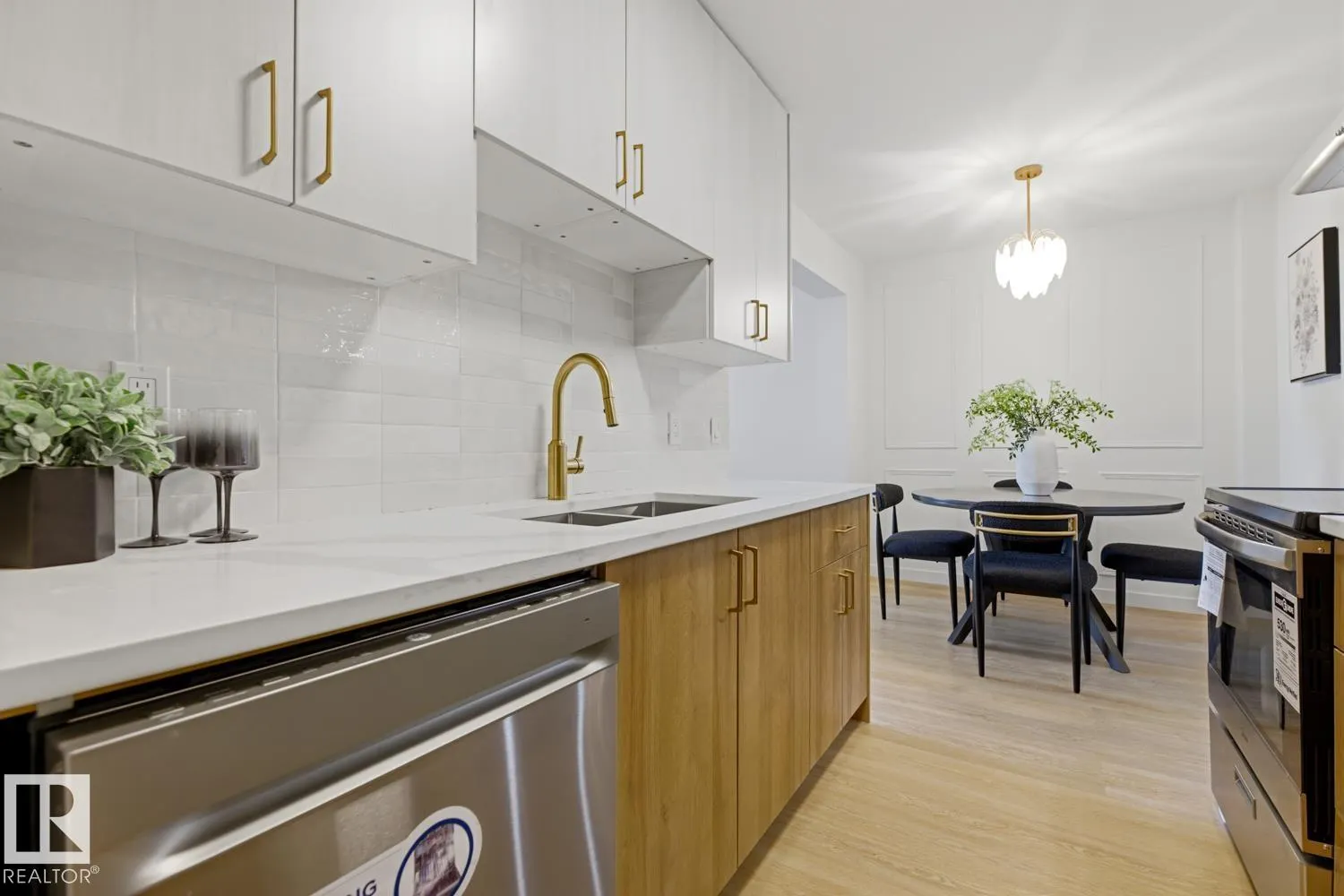 7D CALLINGWOOD Court
