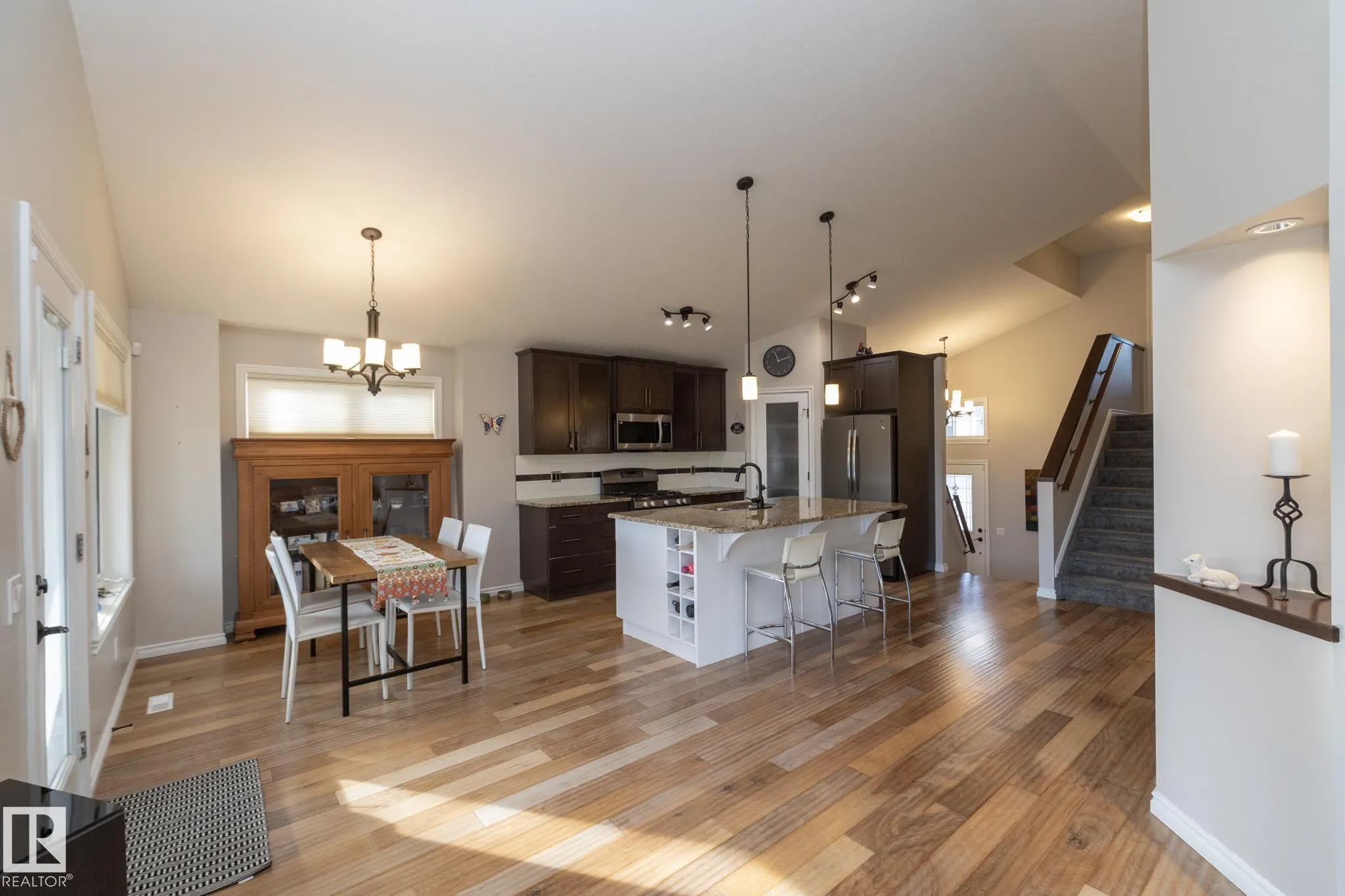 53 SANDALWOOD Place