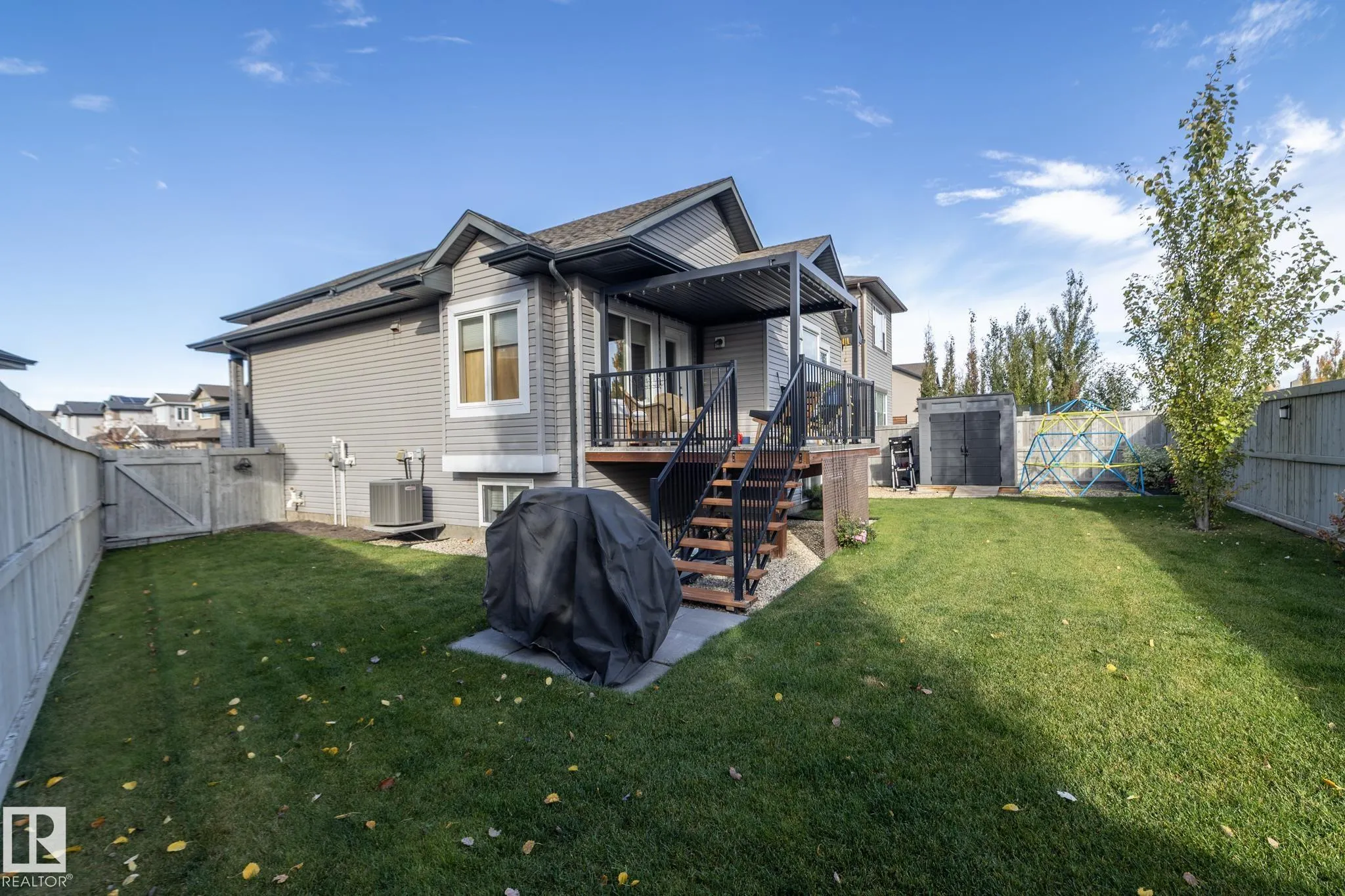 53 SANDALWOOD Place