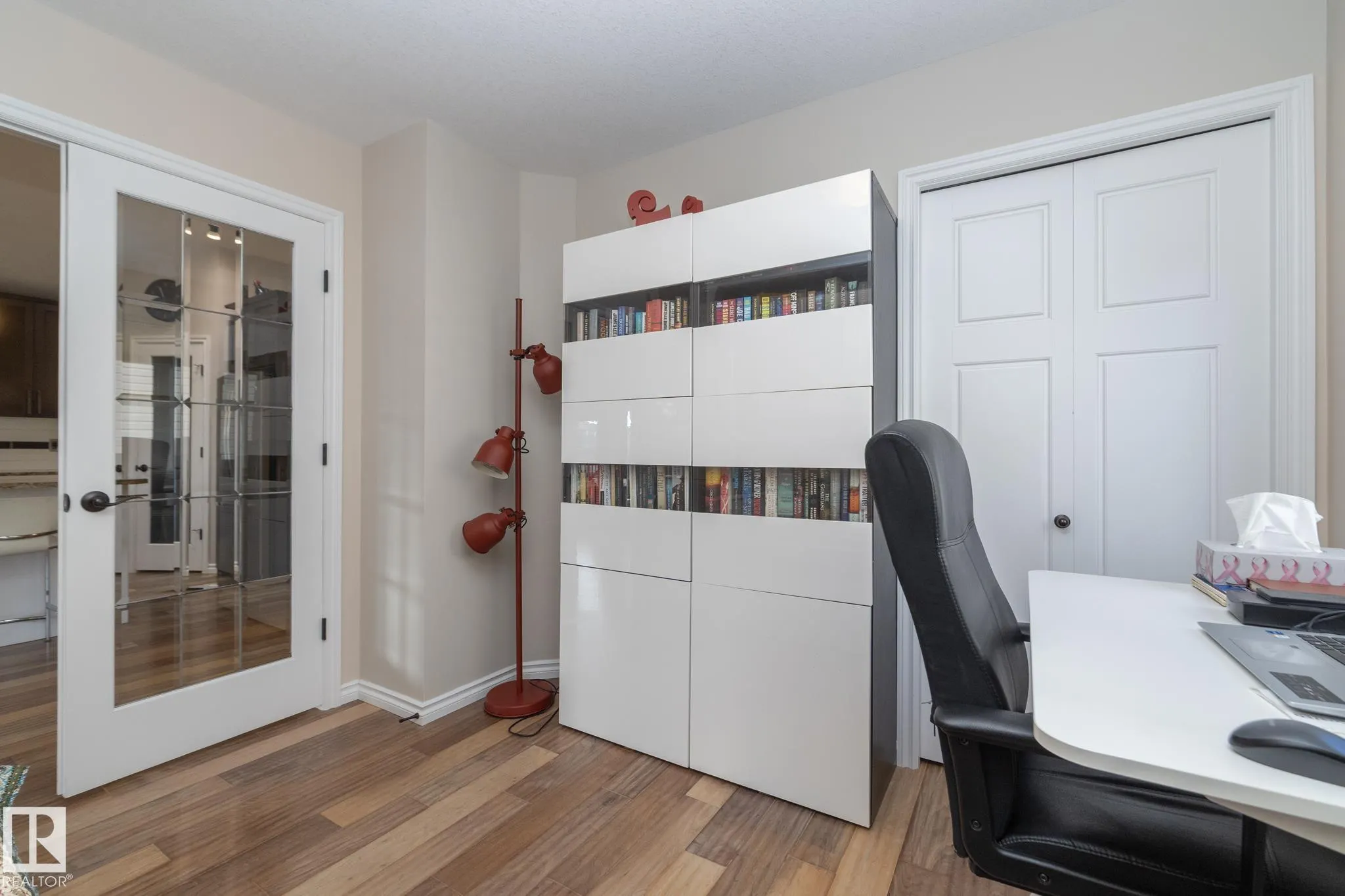 53 SANDALWOOD Place