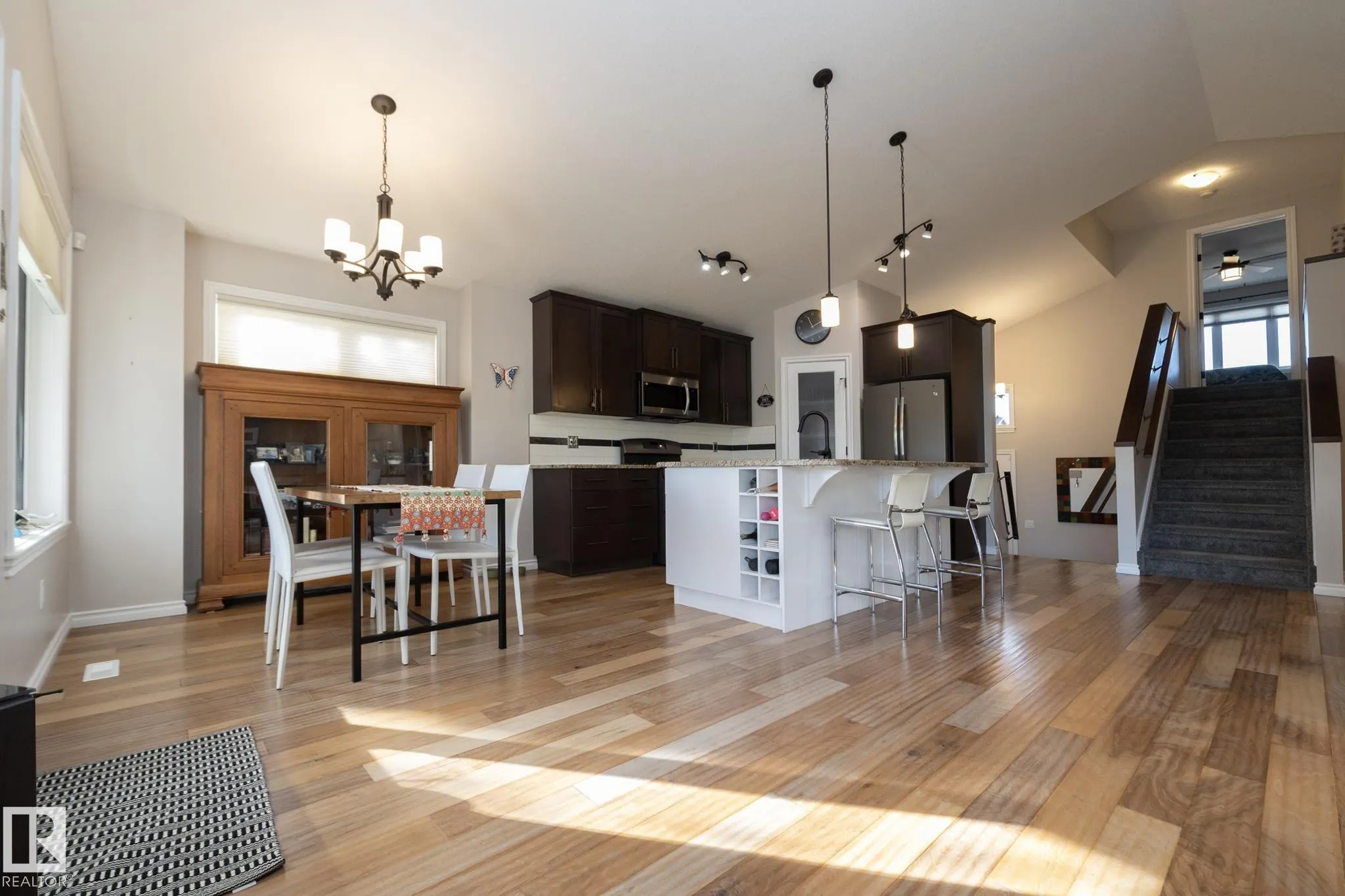 53 SANDALWOOD Place