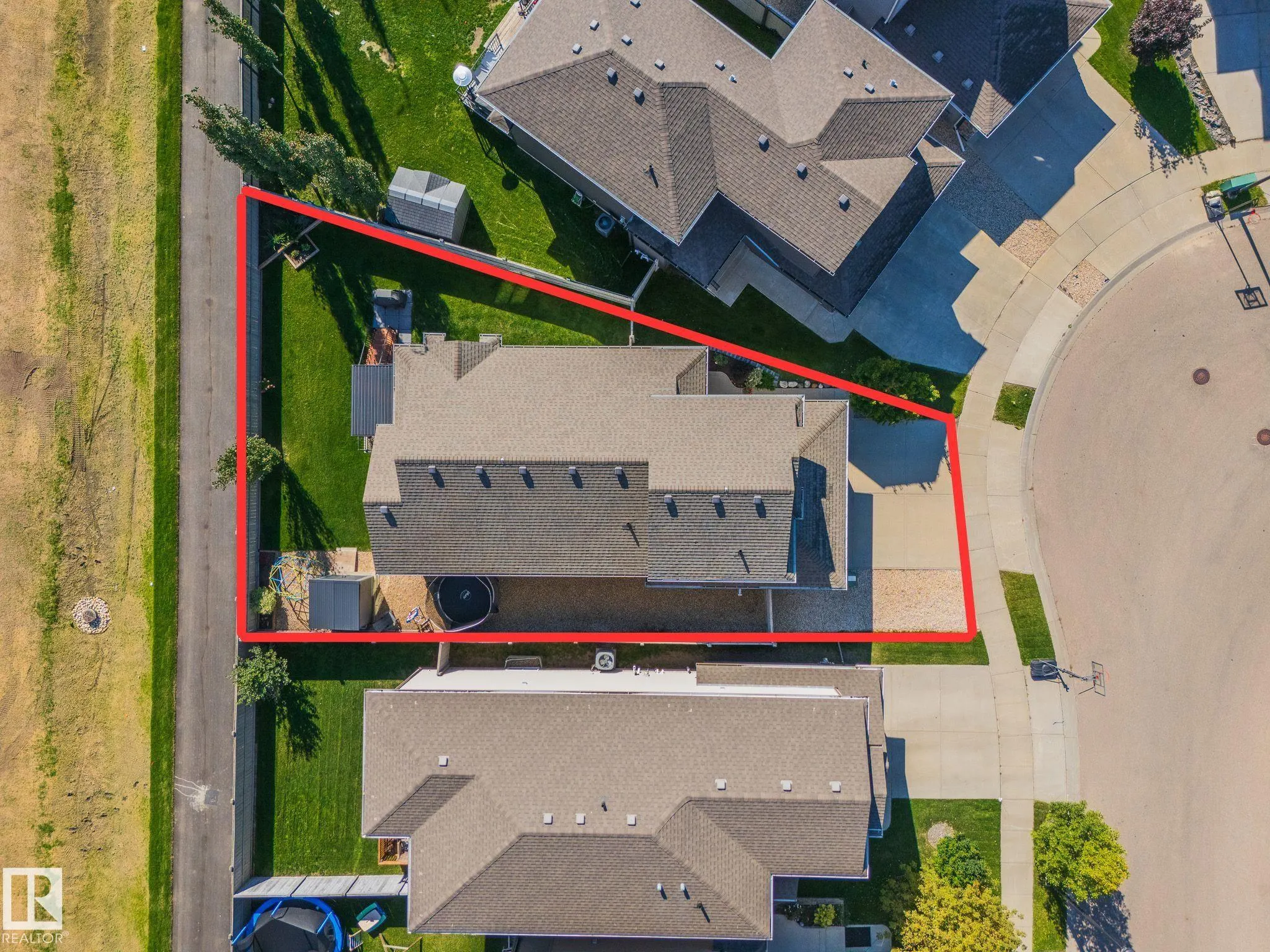 53 SANDALWOOD Place
