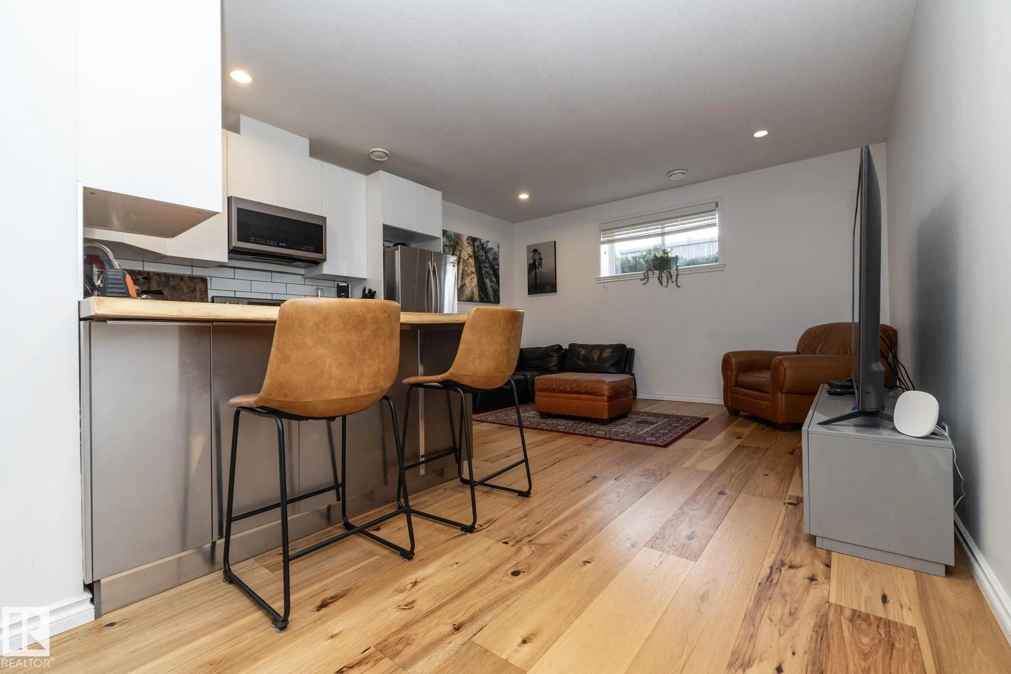 53 SANDALWOOD Place