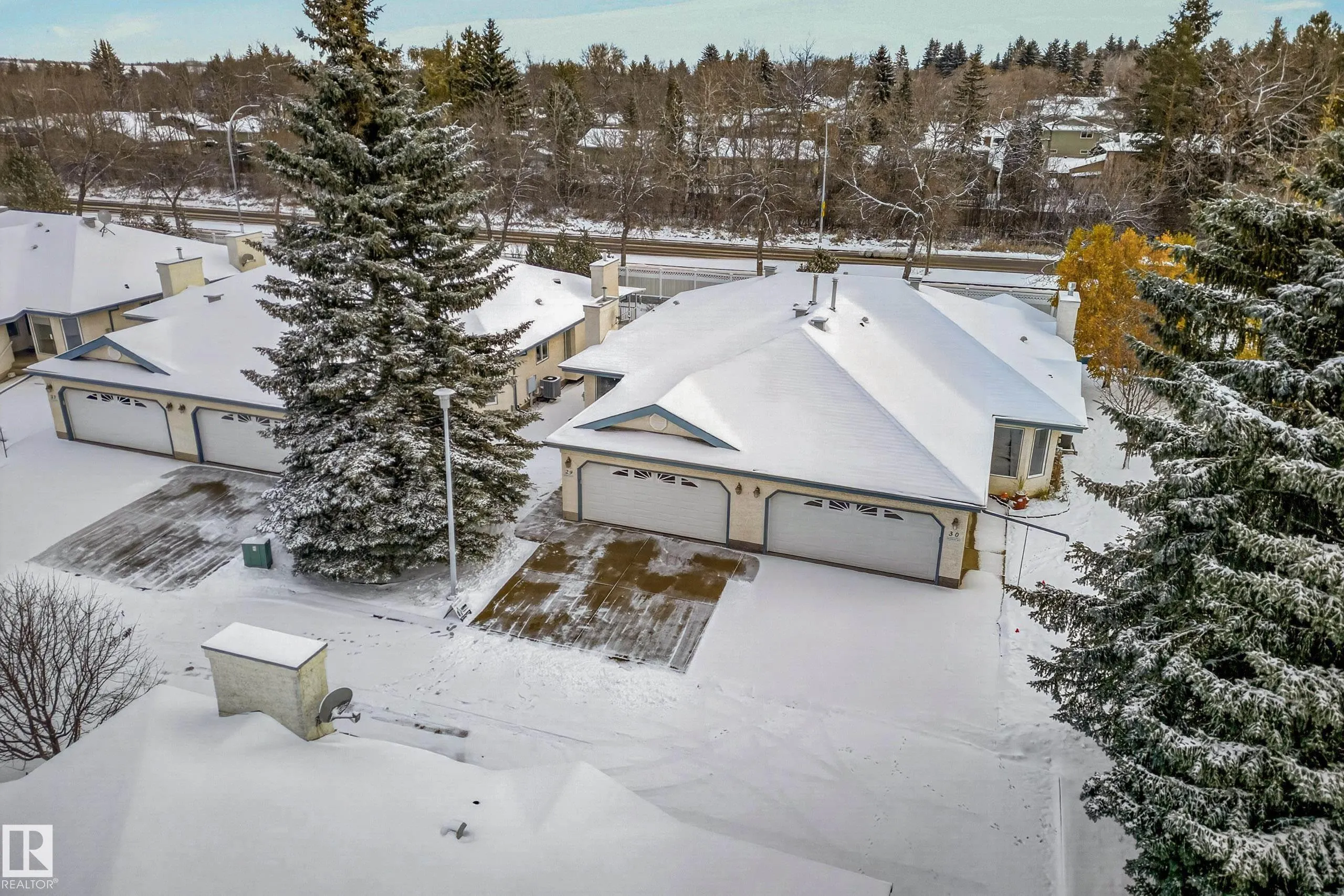 85 GERVAIS Road
