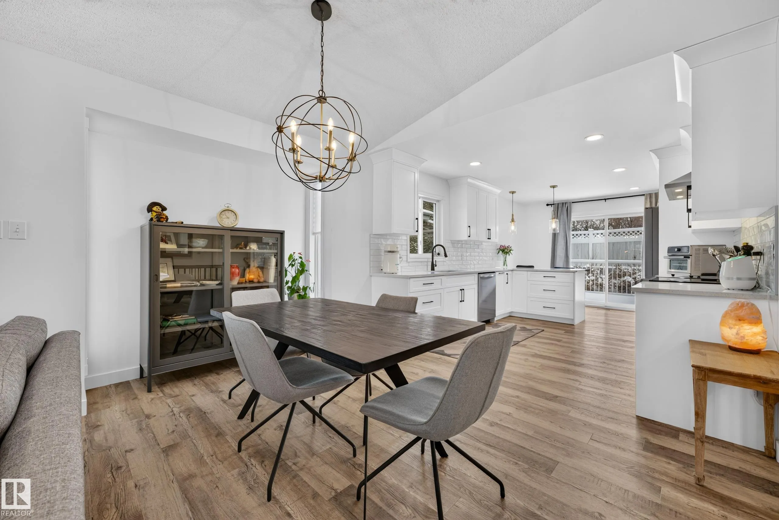 85 GERVAIS Road