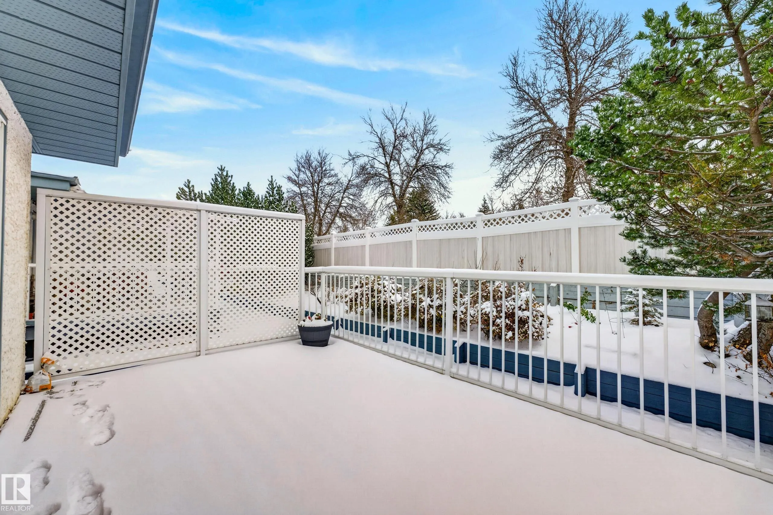 85 GERVAIS Road