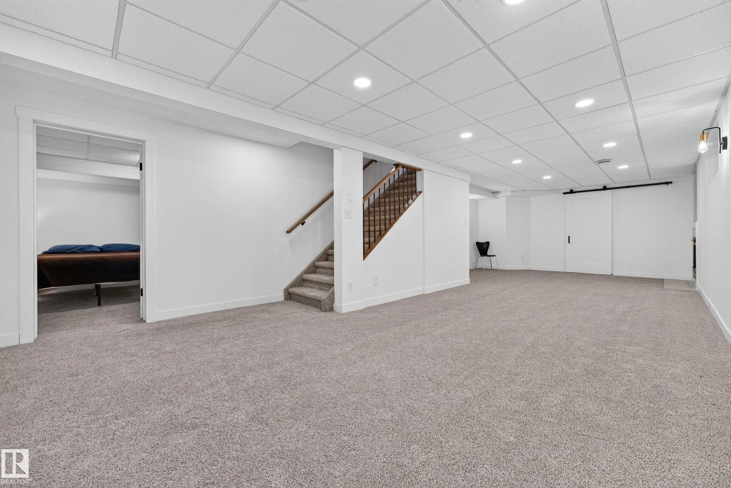 85 GERVAIS Road