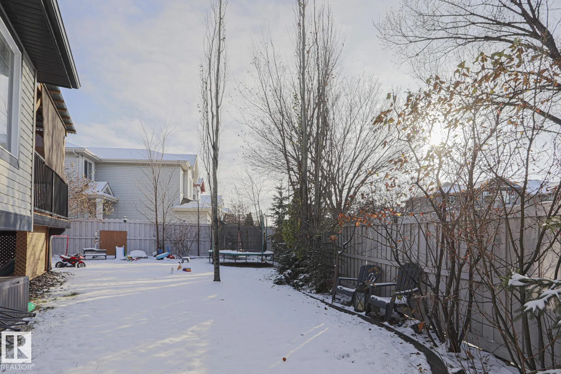 2603 MARION Place