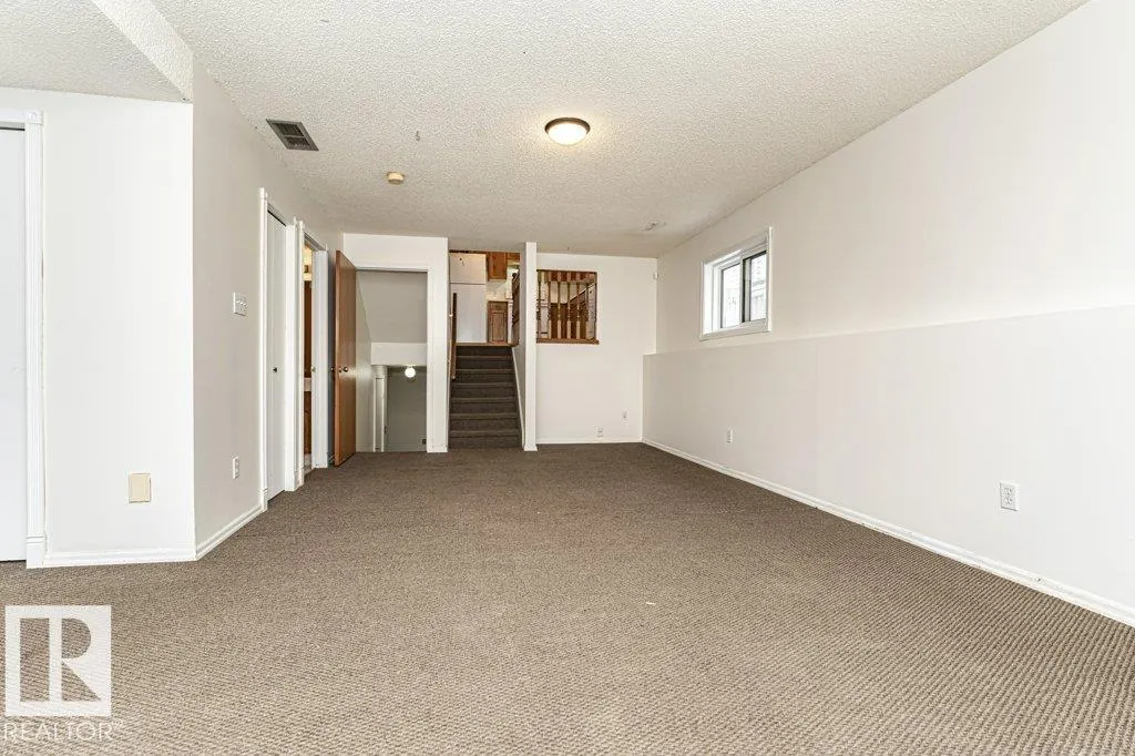 242 KIRKWOOD Avenue