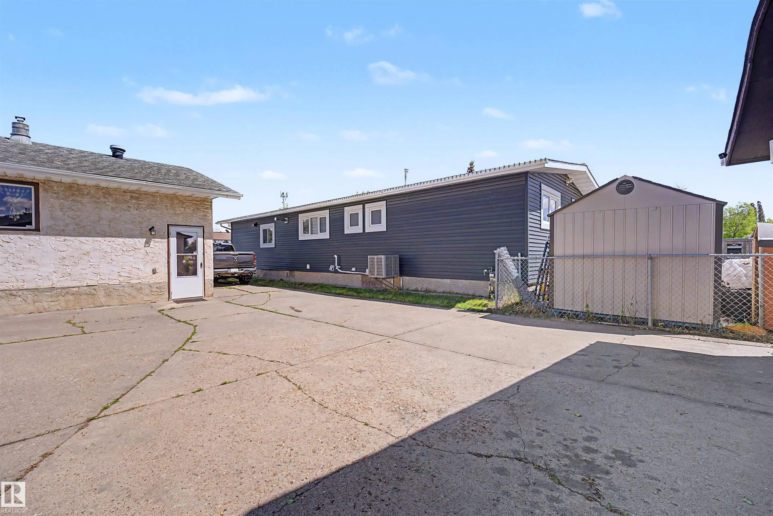16608 109 Street