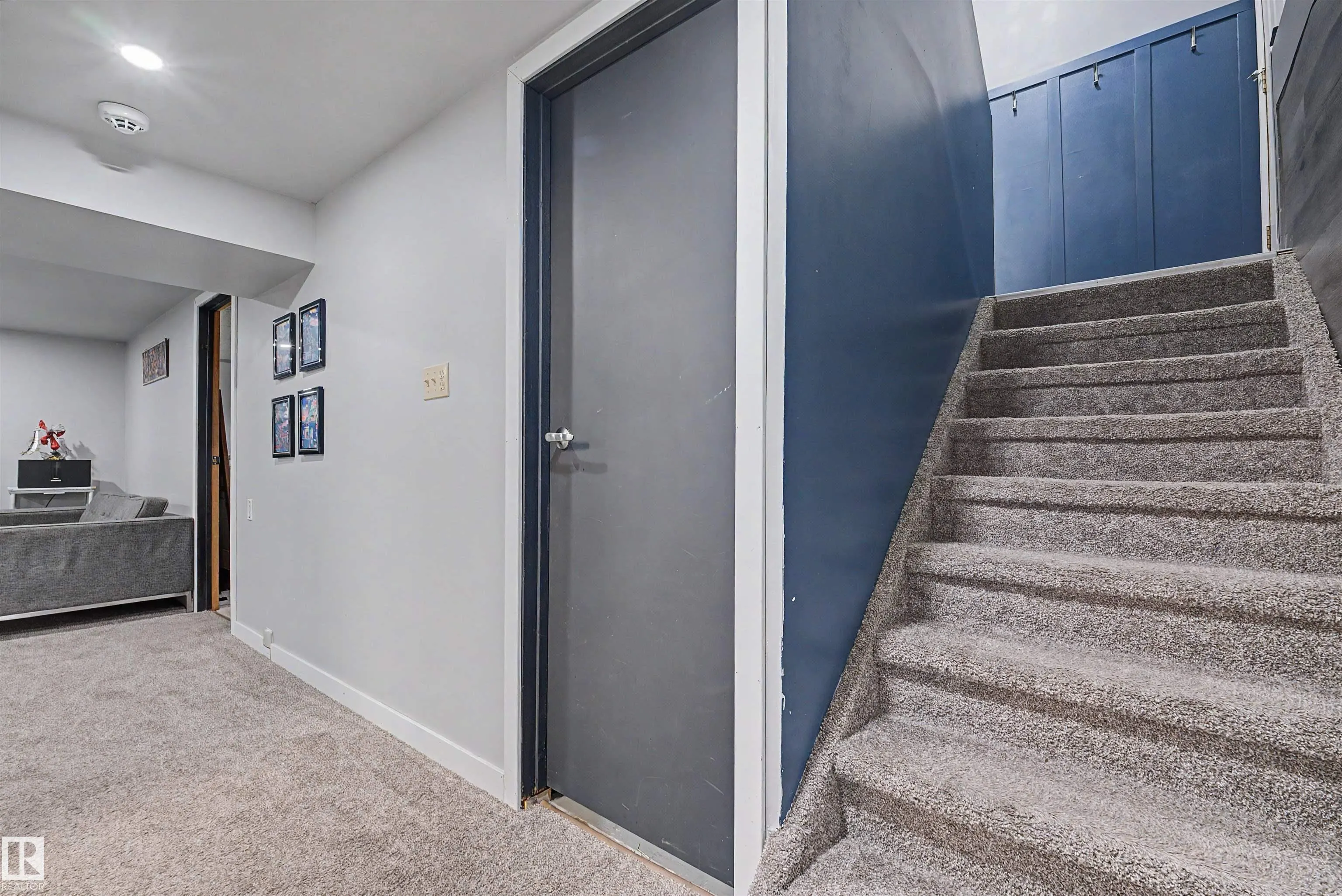 16608 109 Street