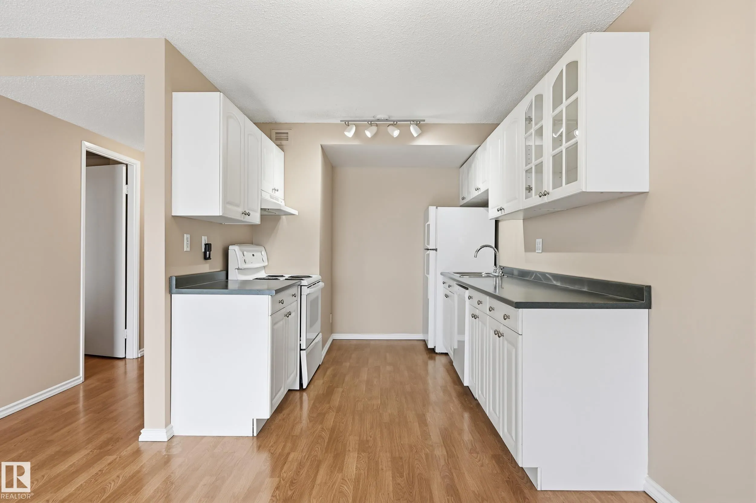 10011 116 Street