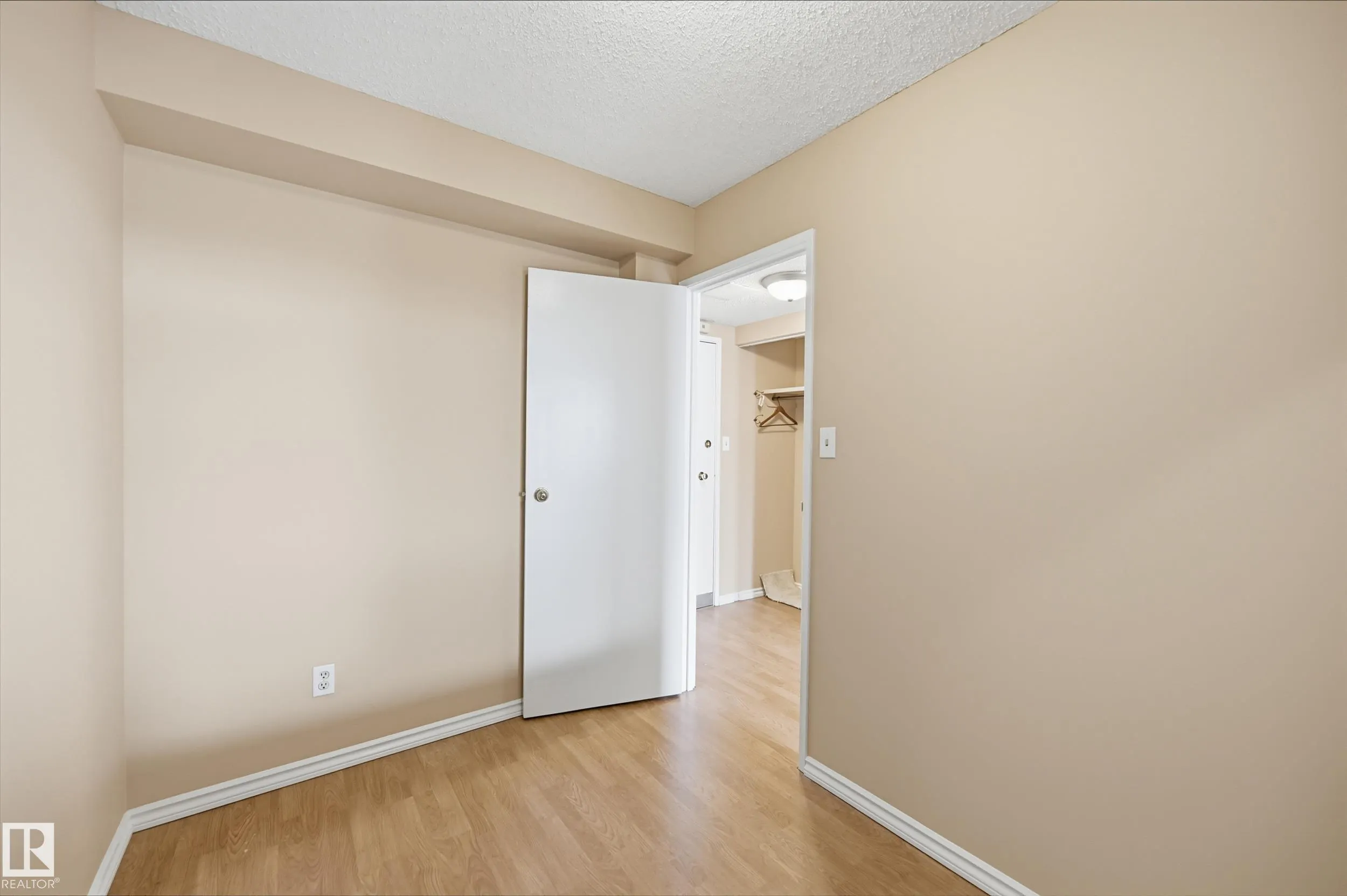 10011 116 Street