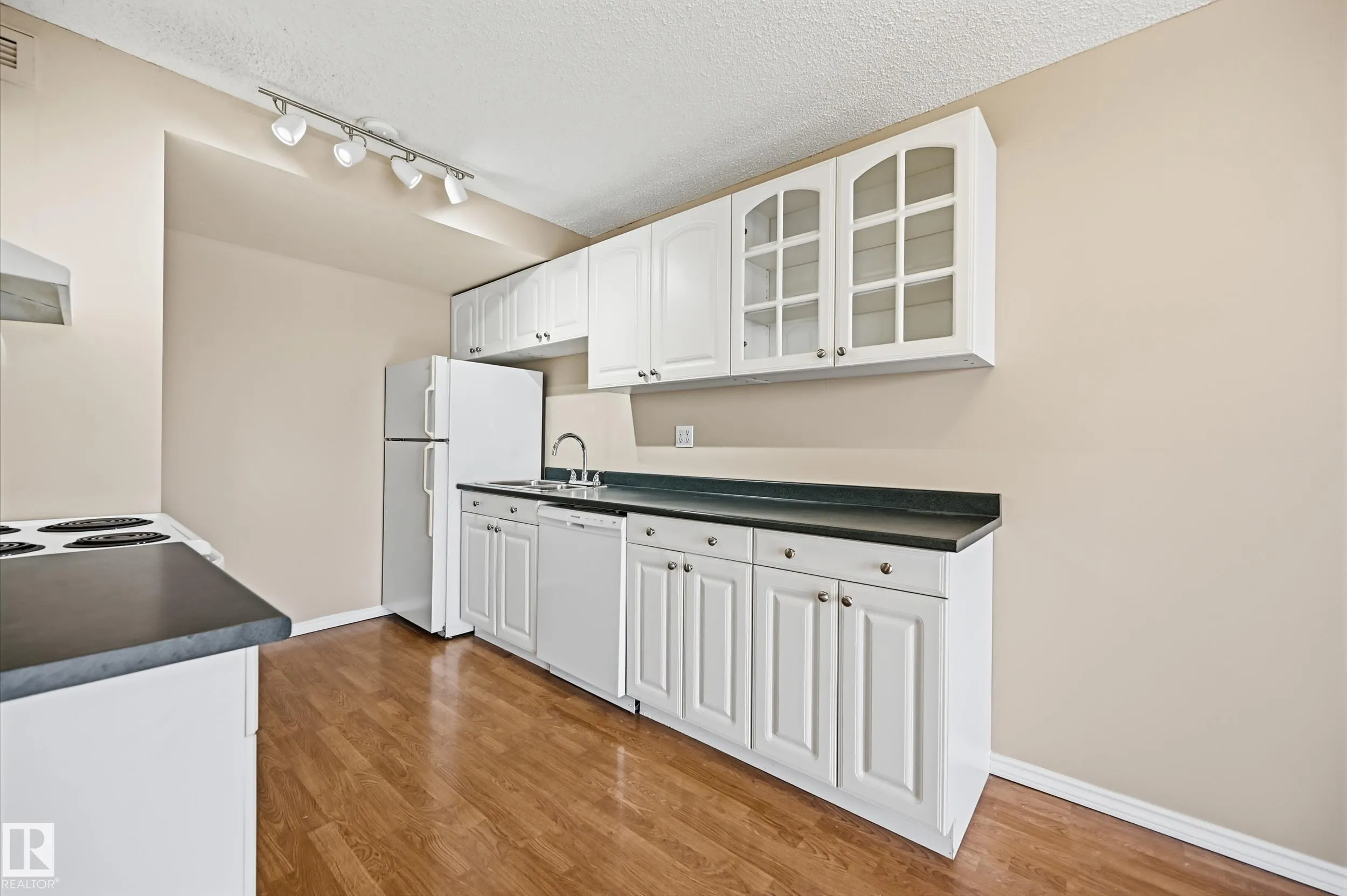 10011 116 Street