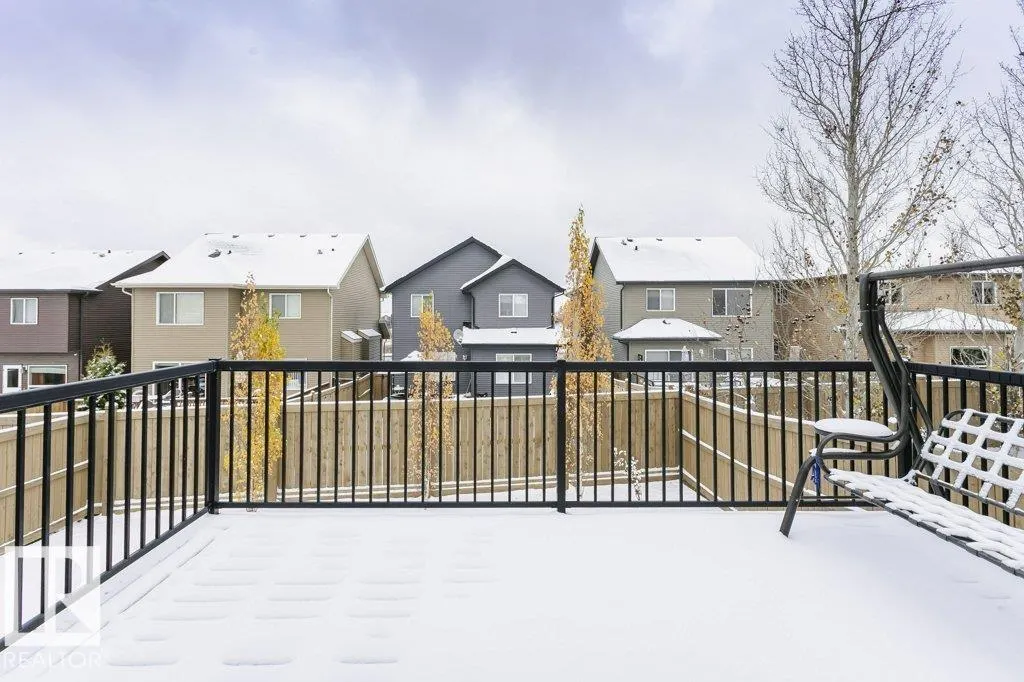 3326 WEIDLE Way