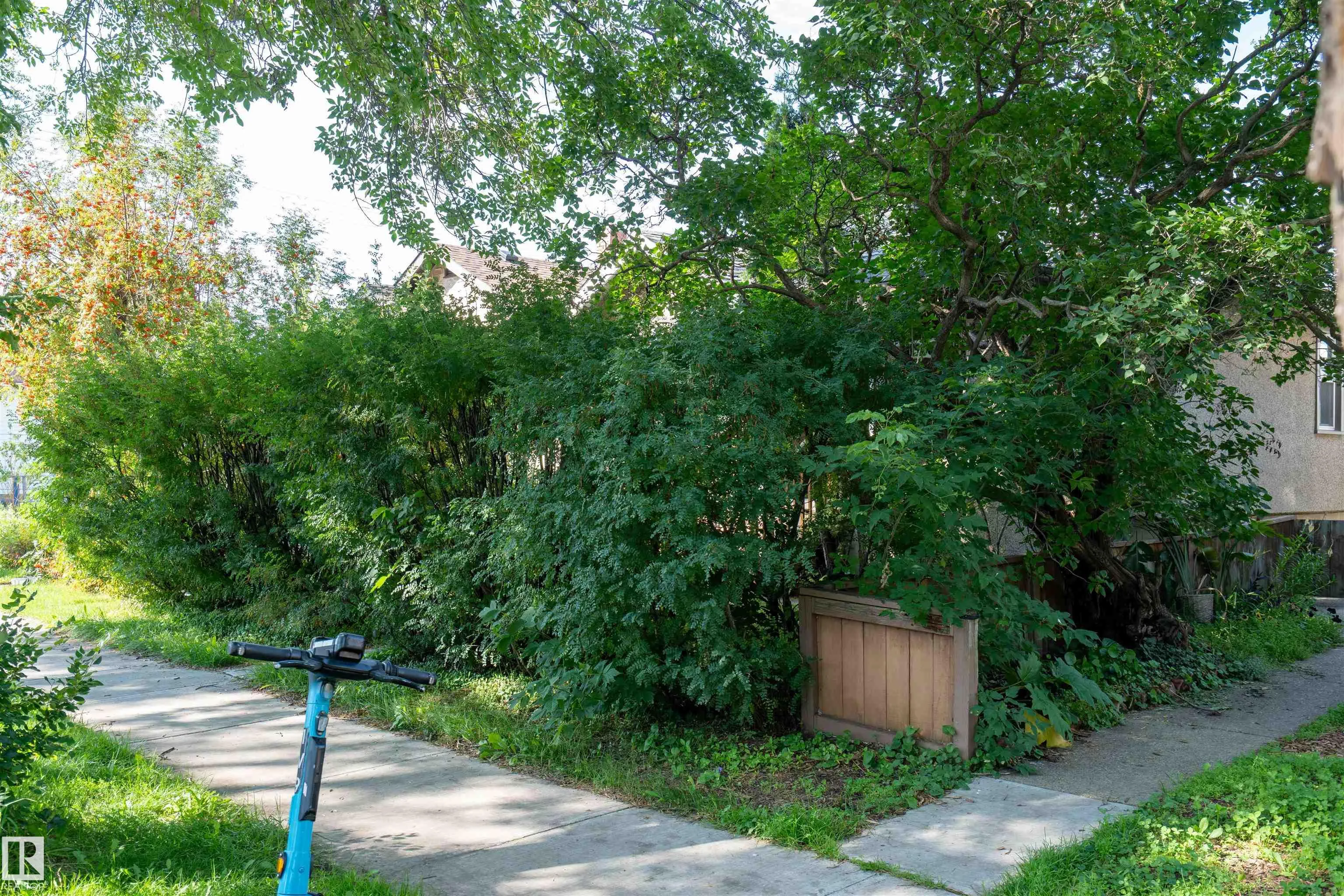 11506 94 Street
