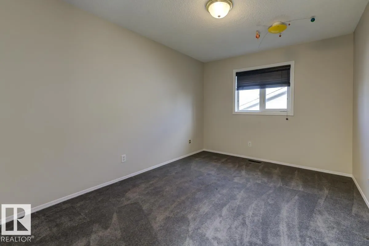 47 MCLEOD Crescent