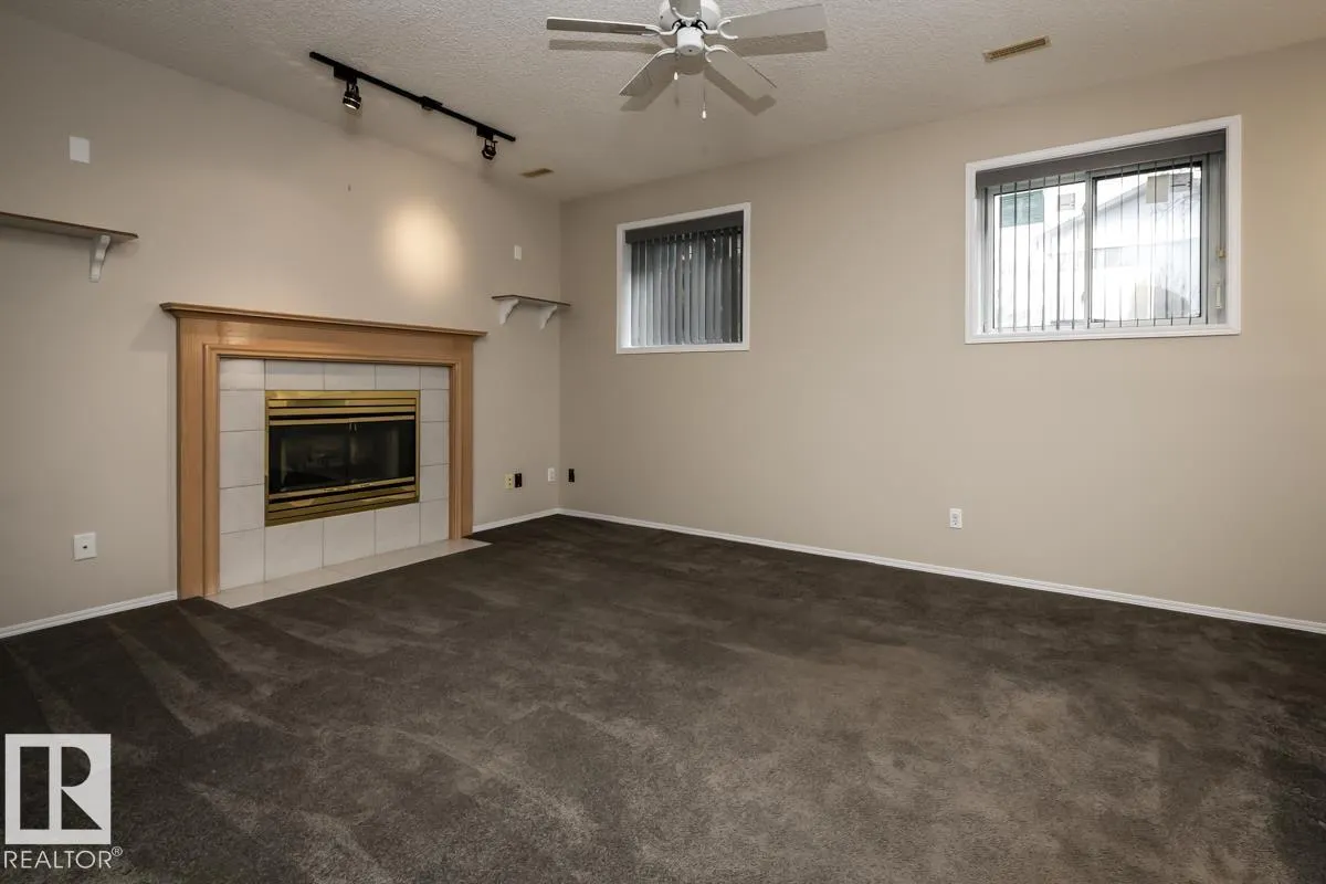47 MCLEOD Crescent