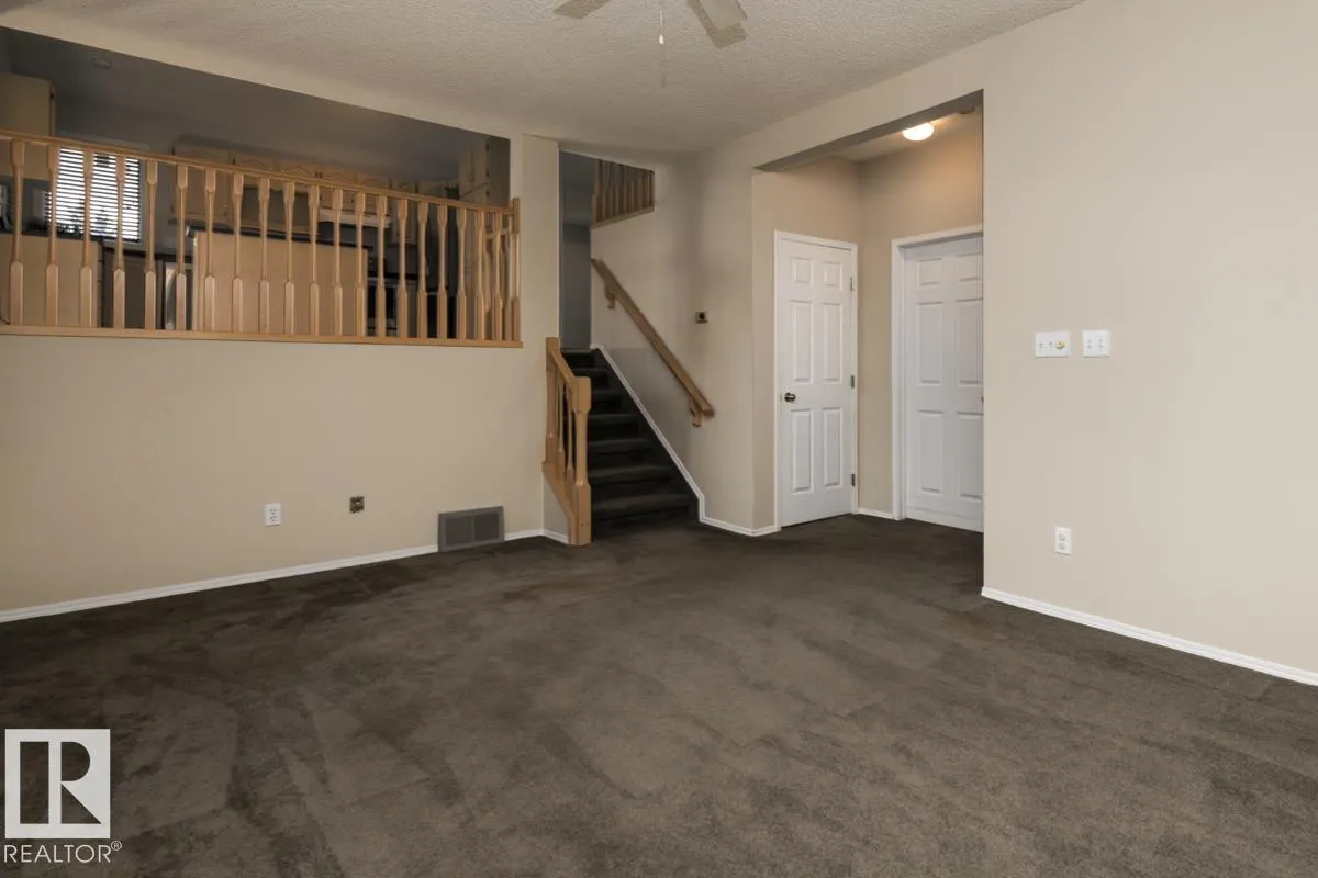 47 MCLEOD Crescent