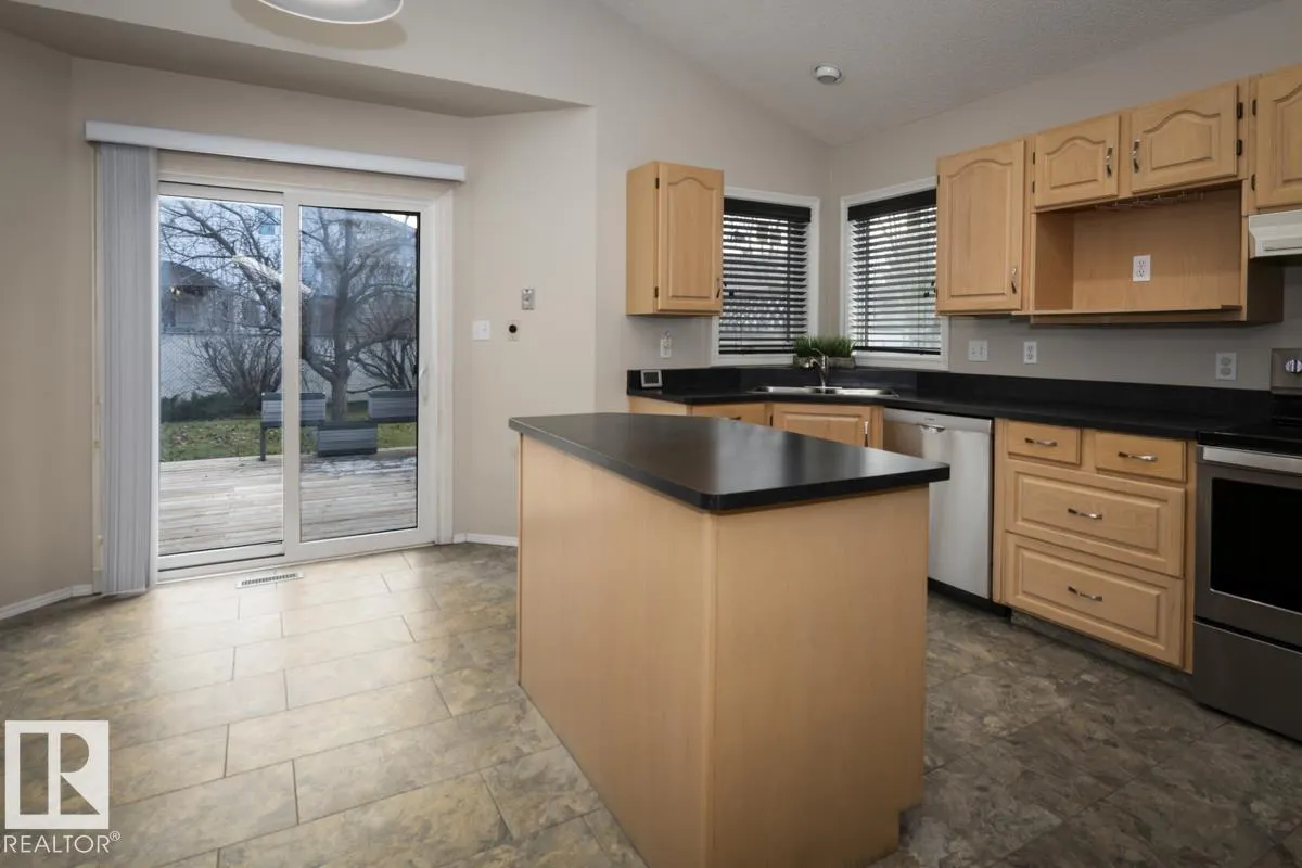 47 MCLEOD Crescent