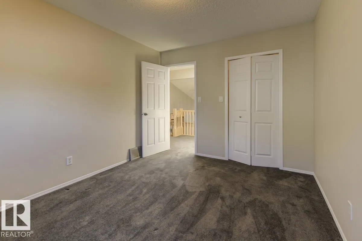 47 MCLEOD Crescent