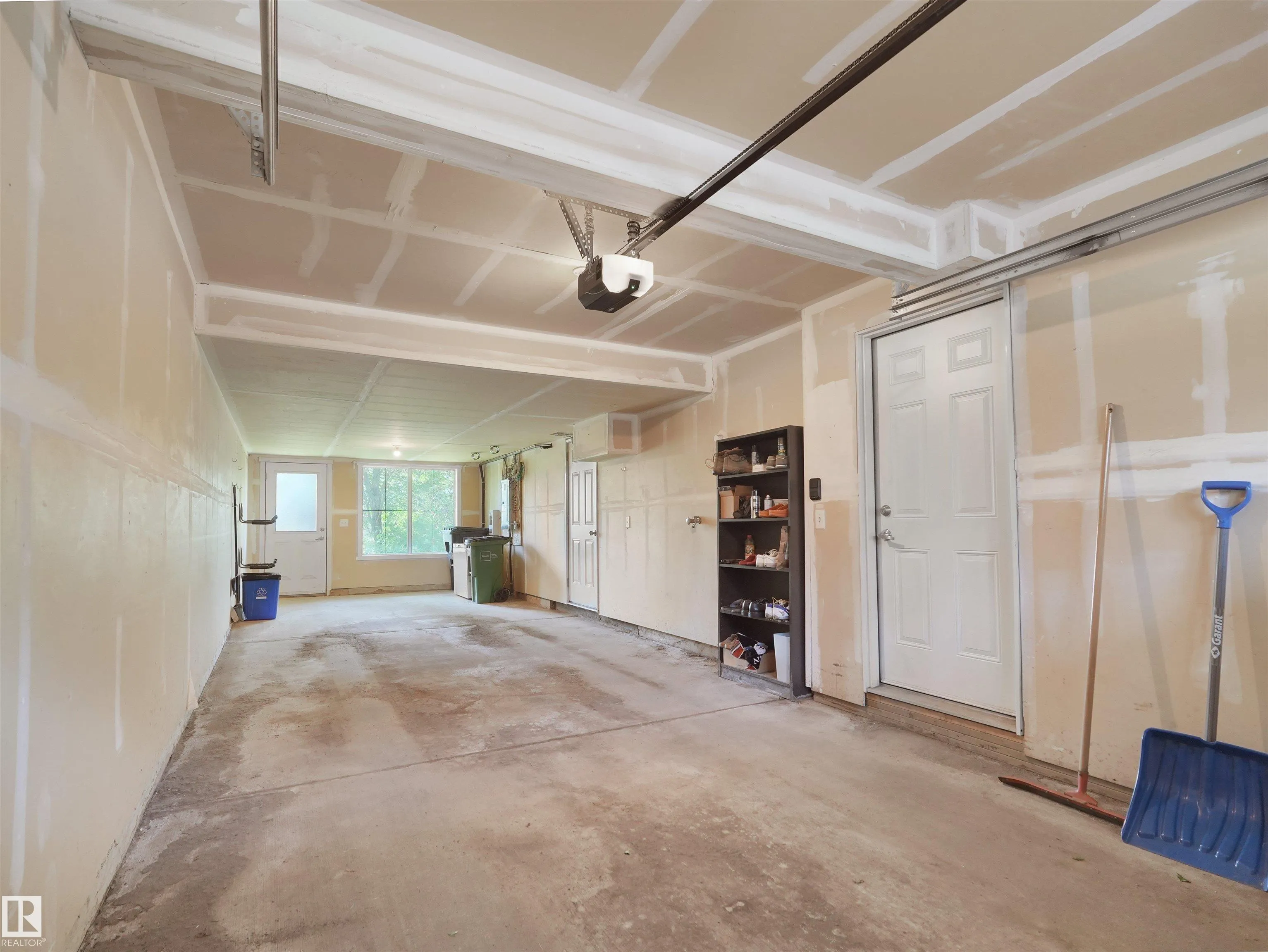 603 WATT Boulevard