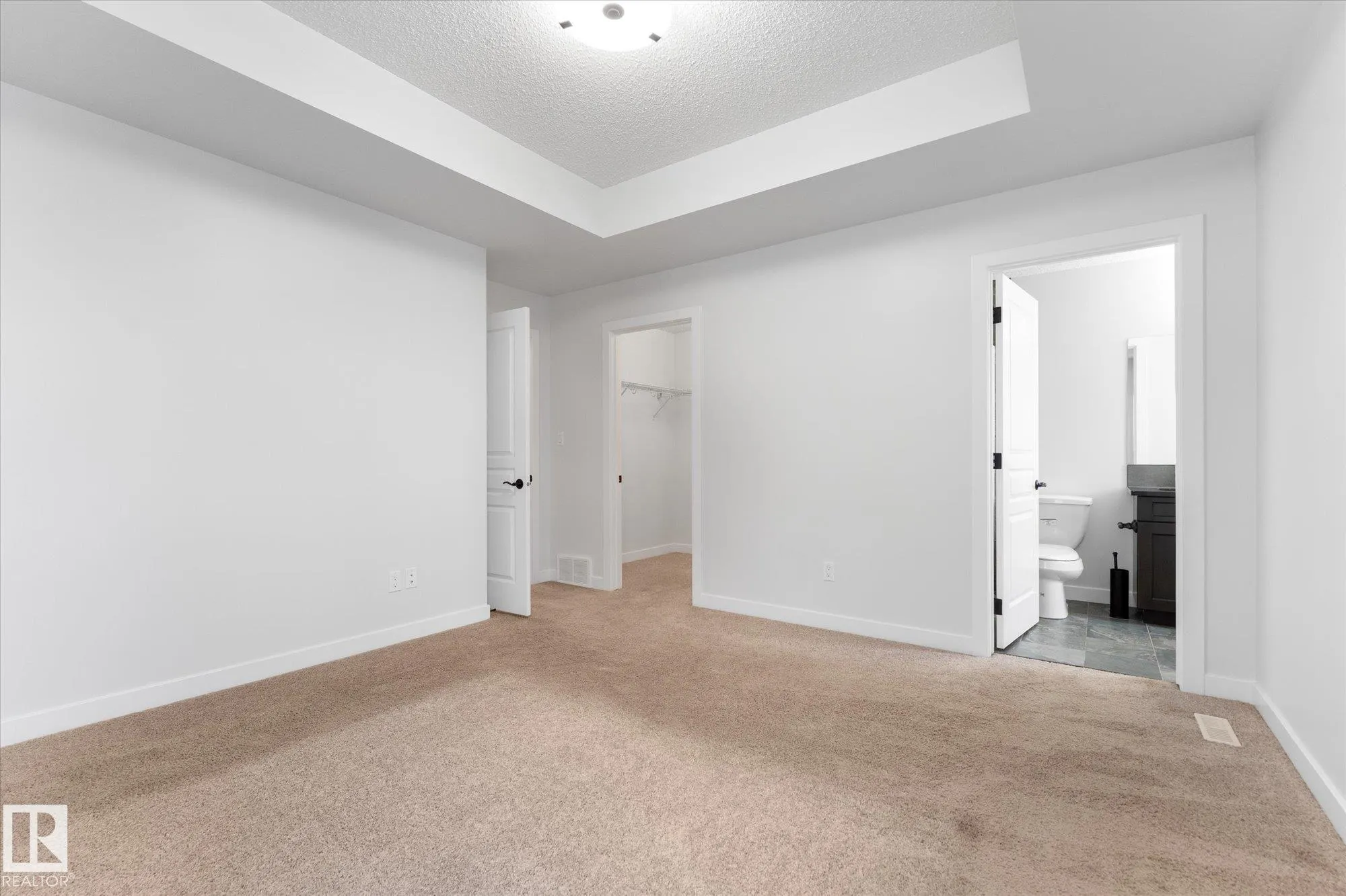 153 HAWKS RIDGE Boulevard