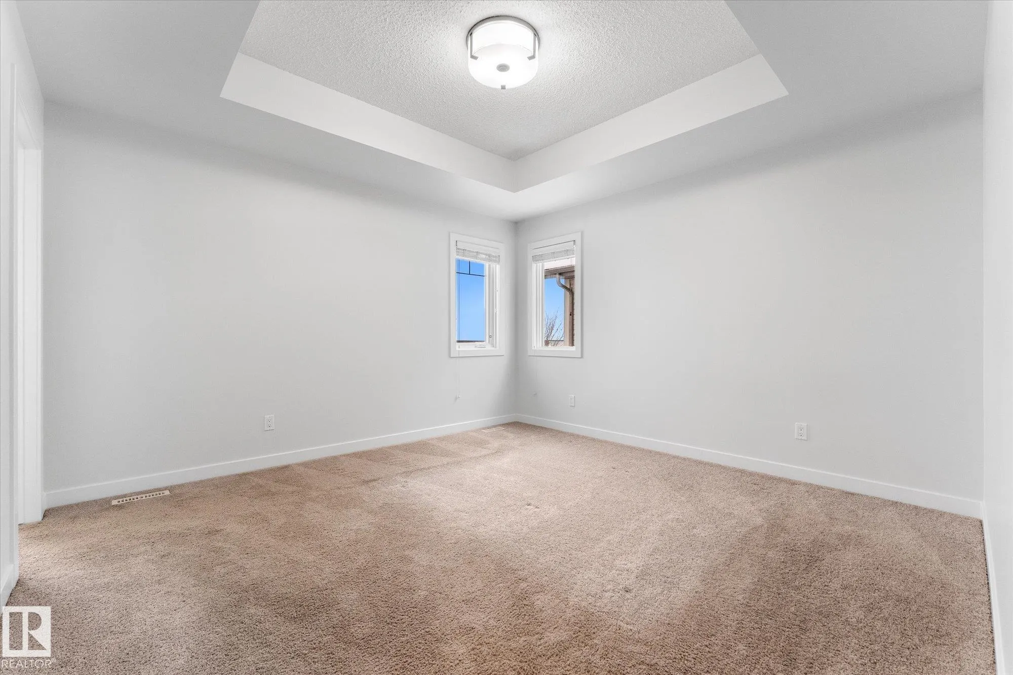 153 HAWKS RIDGE Boulevard